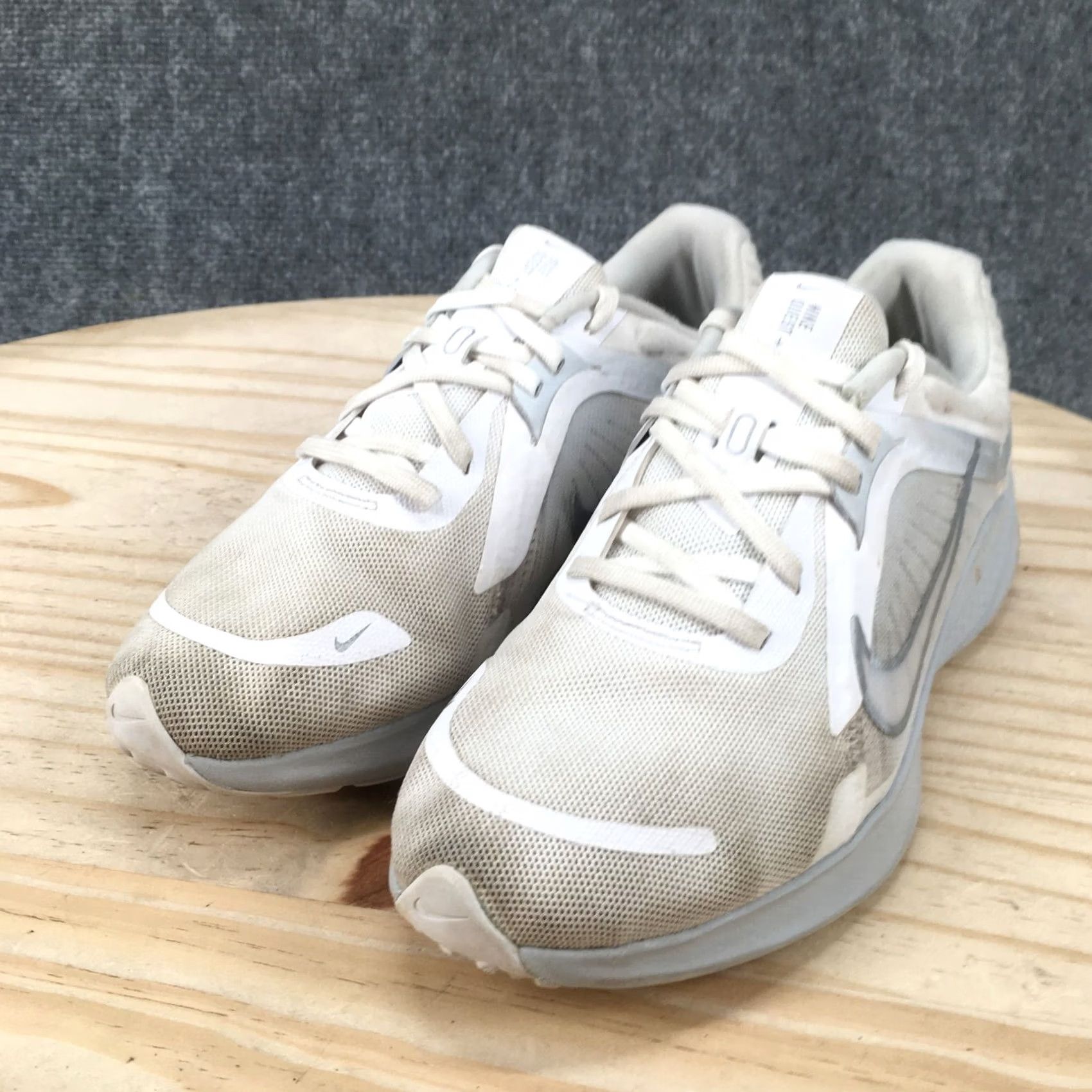 Nike Nike Quest 5 Photon Dust Aviator Running Low Top Sneakers Gray Womens Shoes 6 Medium Gray Nike Quest 5 Women Sneaker Size M / US 6-8 / IT 42-44 - 6 Thumbnail
