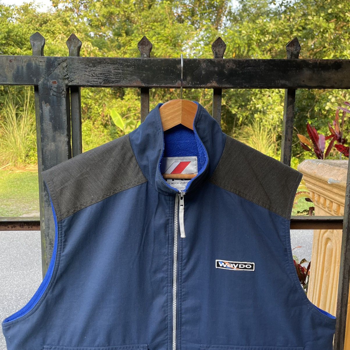 Sports Specialties 🔥🇯🇵Vintage TRD Gear Fleece Inside Full Zipper Vest Jacket Size US L / EU 52-54 / 3 - 4 Thumbnail