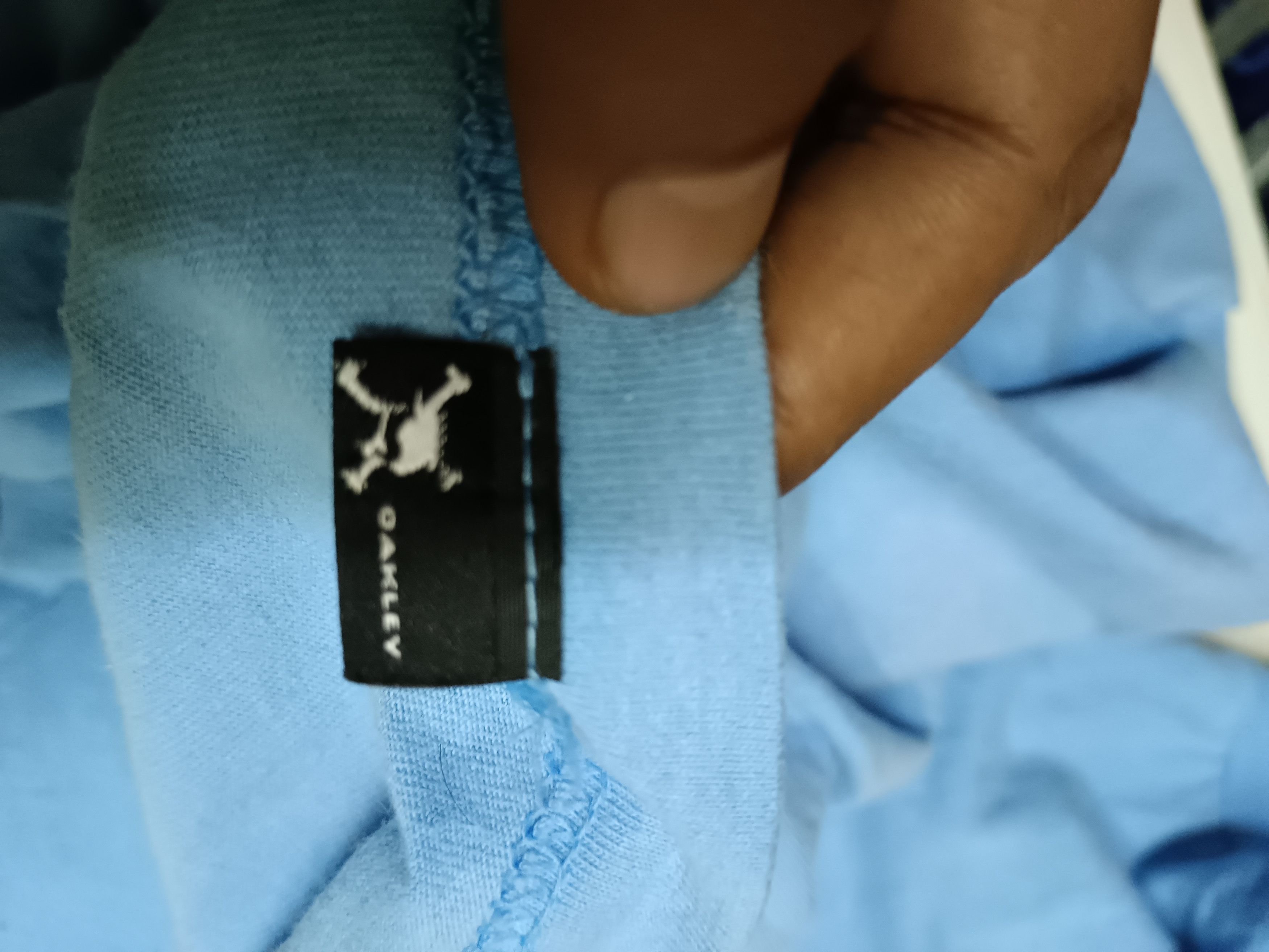 Oakley Center Logo Size US M / EU 48-50 / 2 - 10 Thumbnail