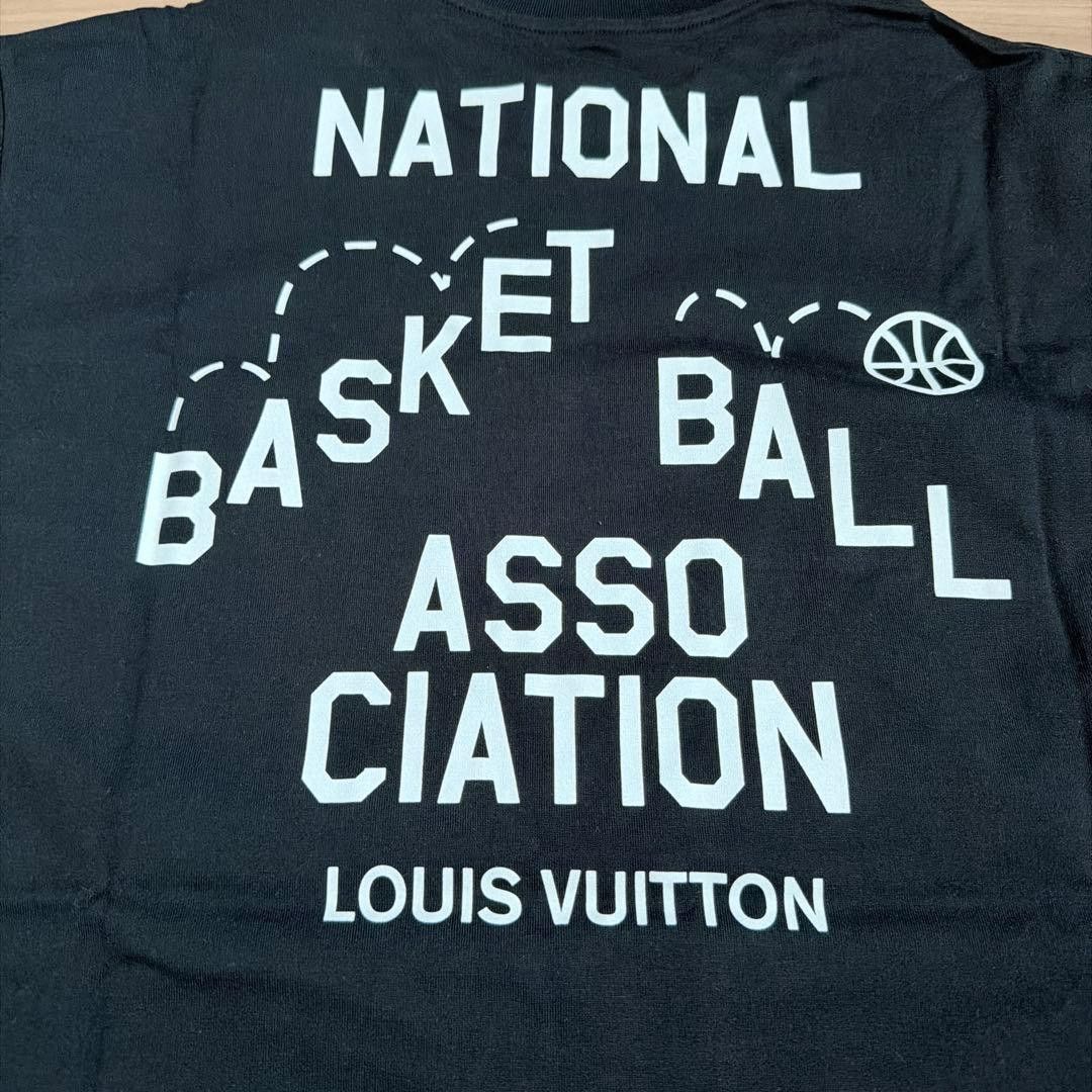 Louis Vuitton Louis Vuitton LV Logo Tee Black Short Sleeve Size US L / EU 52-54 / 3 - 8 Thumbnail
