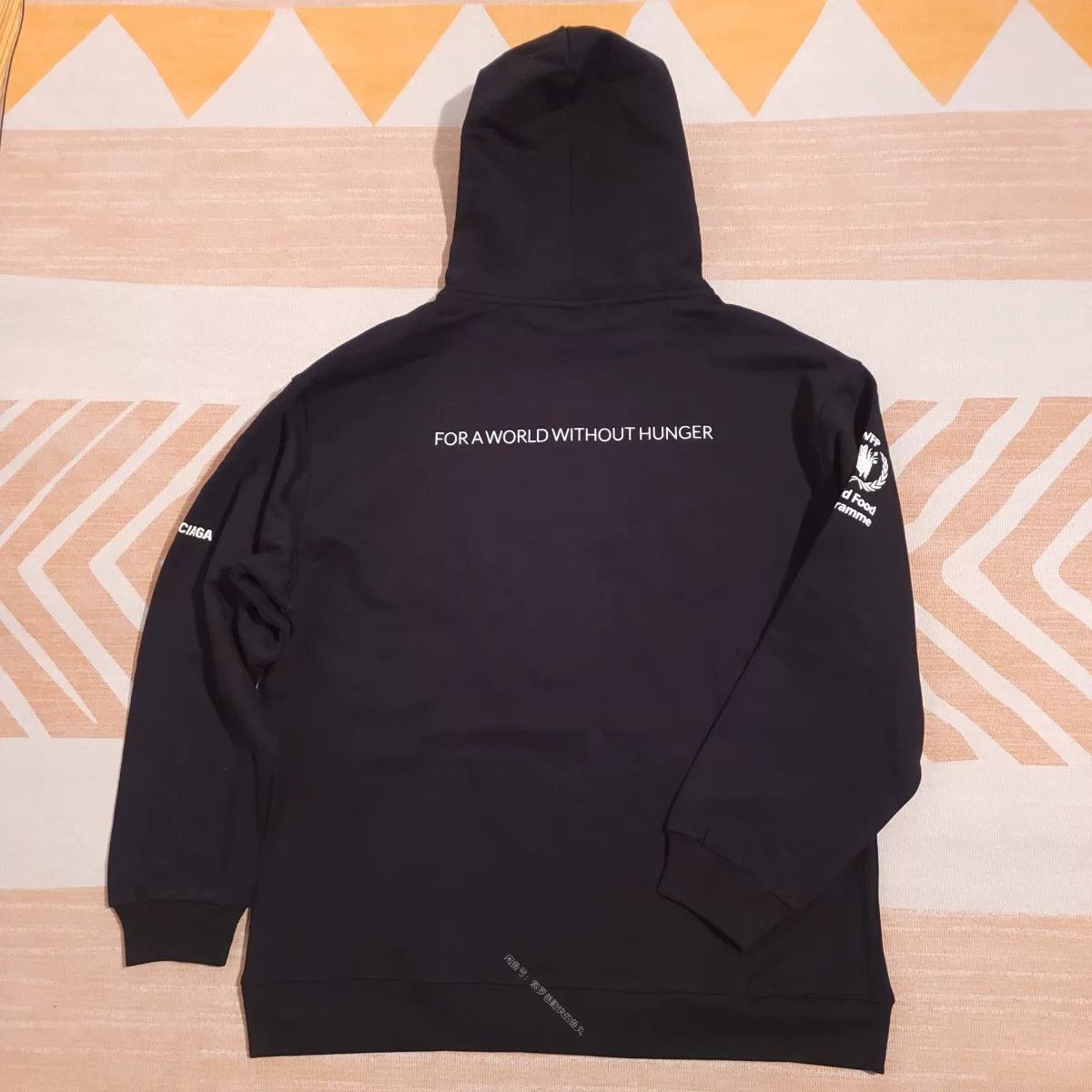 Balenciaga balenciaga black hoodie with logo Size US XL / EU 56 / 4 - 6 Thumbnail