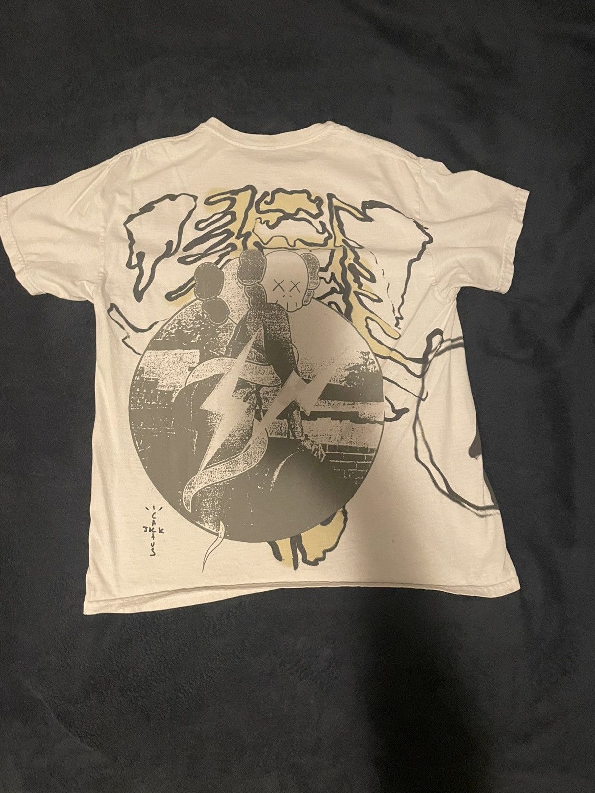 Fragment Design × Kaws × Travis Scott Cactus Jack Travis Scott x Kaws Tee Size US M / EU 48-50 / 2 - 1 Thumbnail