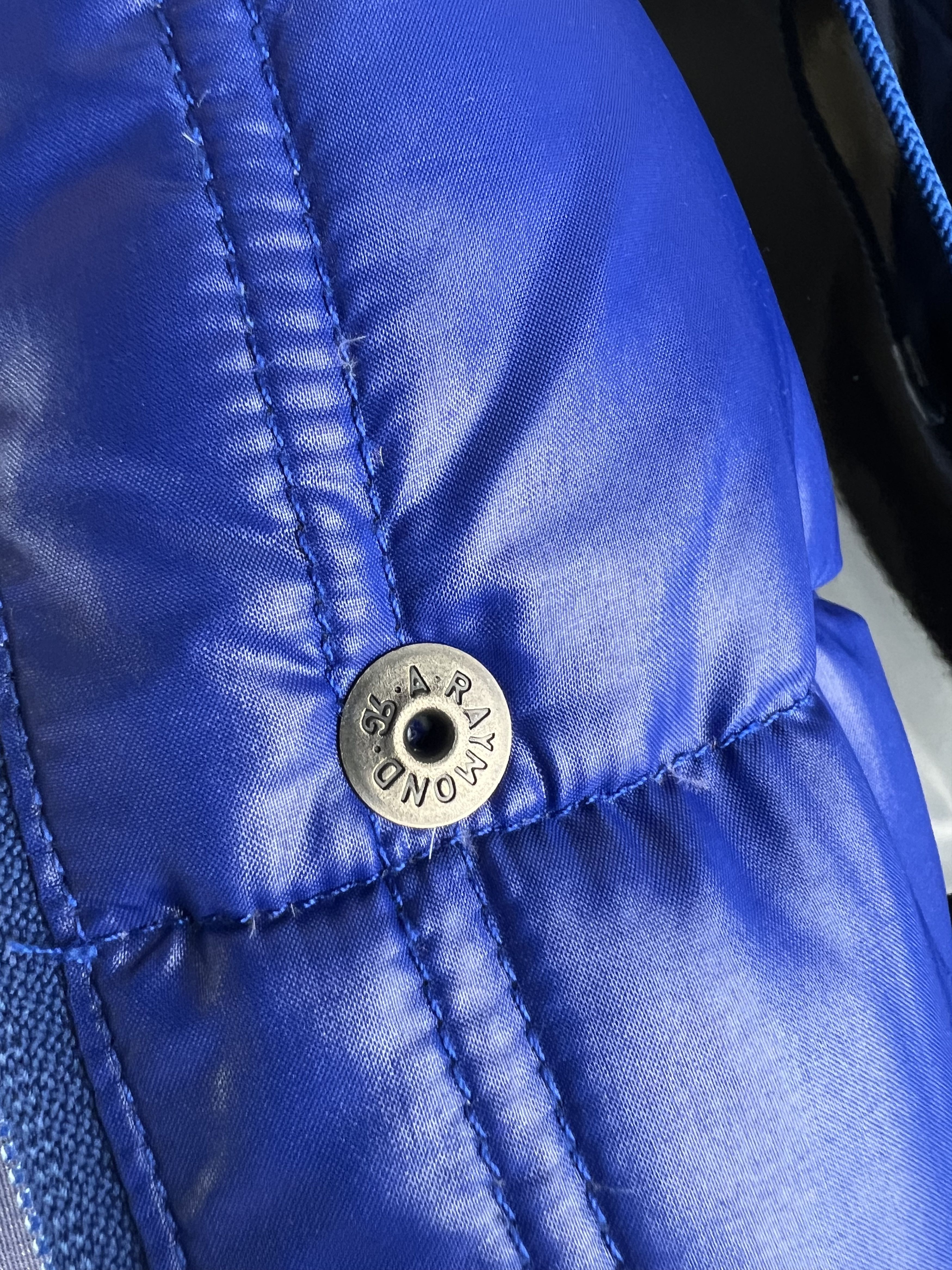Moncler Grenoble Moncler Grenoble Shimmering Puffer Down Jacket XS Size XS / US 0-2 / IT 36-38 - 18 Thumbnail