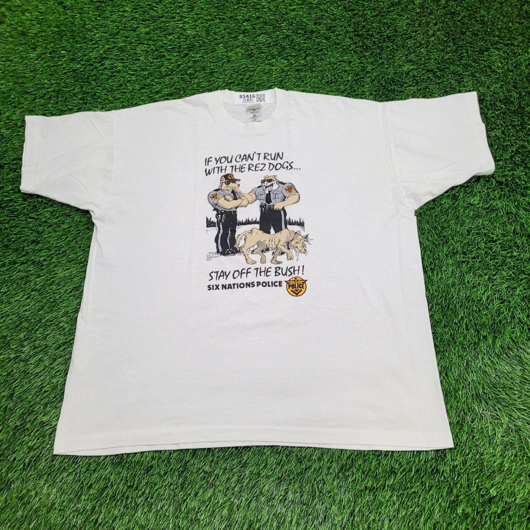 Fruit Of The Loom VINTAGE Police Dog Shirt 2XL 25x27 White Rez-Dogs USA 90s Funny Police Shirt Mens Graphic Tee Fruit of the Loom Size US XXL / EU 58 / 5 - 2 Thumbnail
