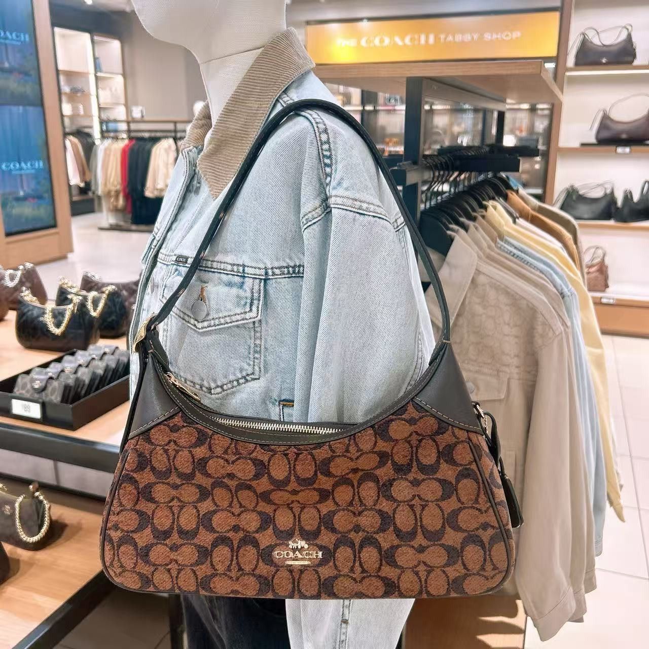 Coach Ella Small Shoulder Bag In Signature Chenille CDV37 Size ONE SIZE - 2 Thumbnail
