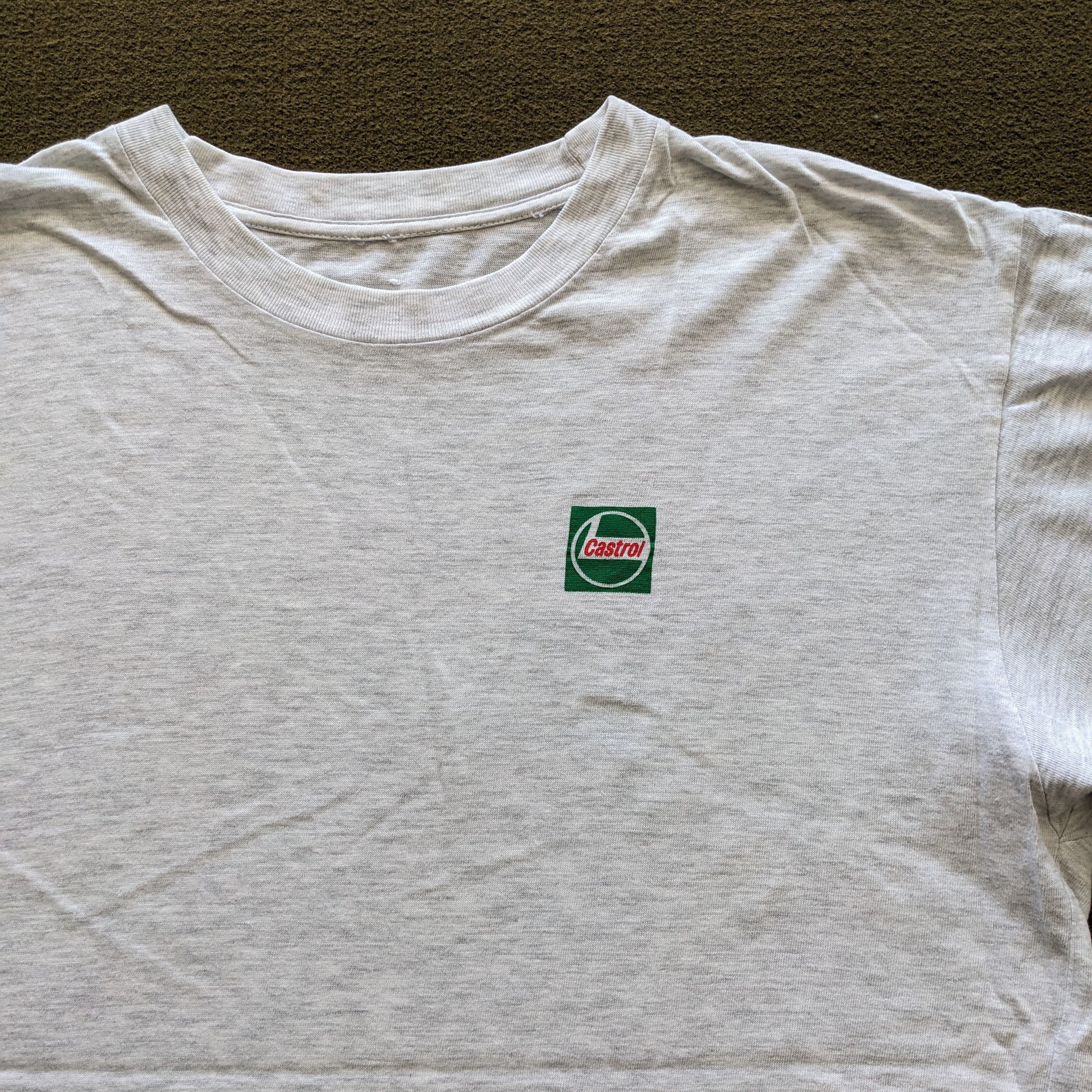 Japanese Brand Vintage CASTROL OIL Racing Motorcycle T-shirt Size US L / EU 52-54 / 3 - 4 Thumbnail