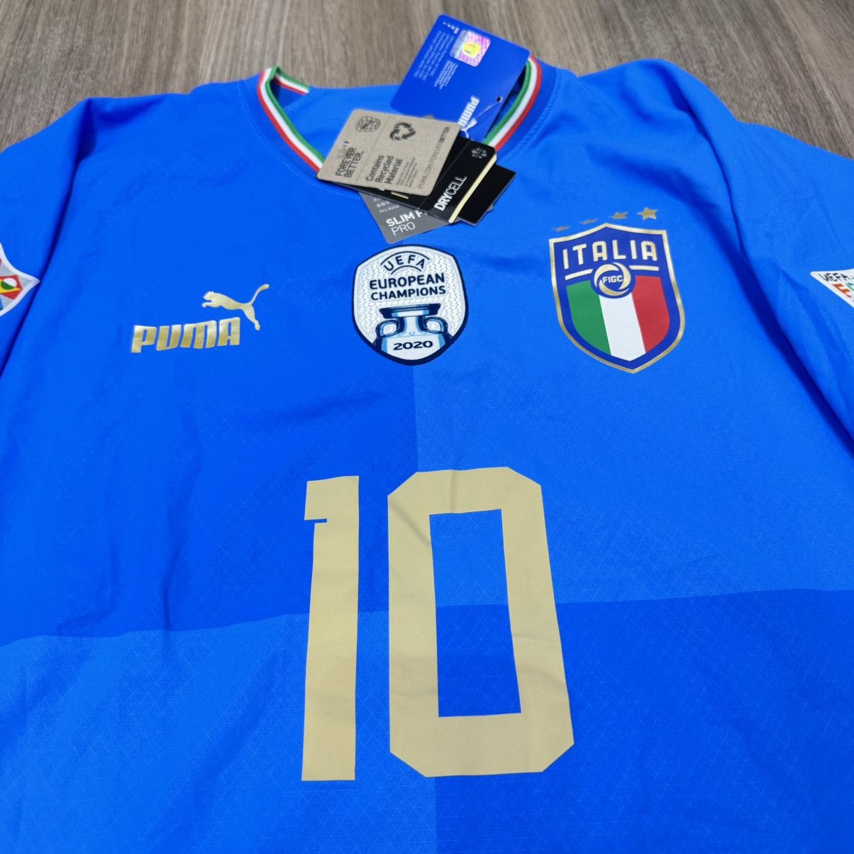 Puma Italy 22/23 player issue home shirt #10 Pellegrini (Bnwt) Size US S / EU 44-46 / 1 - 3 Thumbnail