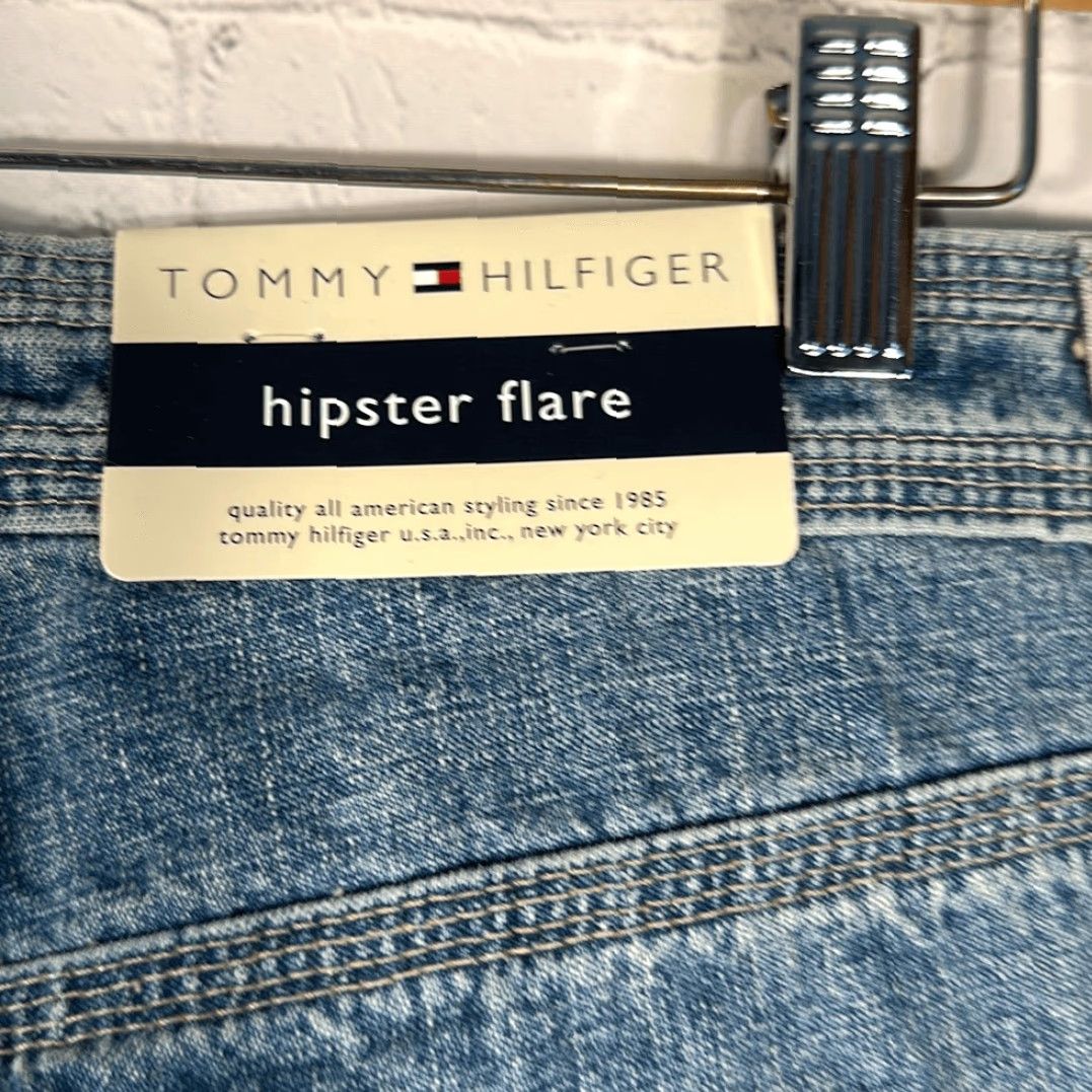 Tommy Hilfiger VINTAGE Tommy Hilfiger Hipster Jeans Flare Wide-Leg 2002 Women 10 Blue Tags NEW Size 32" / US 10 / IT 46 - 5 Thumbnail
