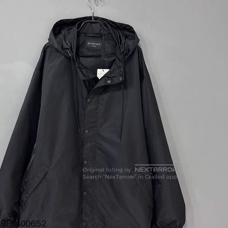 Balenciaga Balenciaga Logo letter print sun protection hooded jacket Size US S / EU 44-46 / 1 - 6 Thumbnail