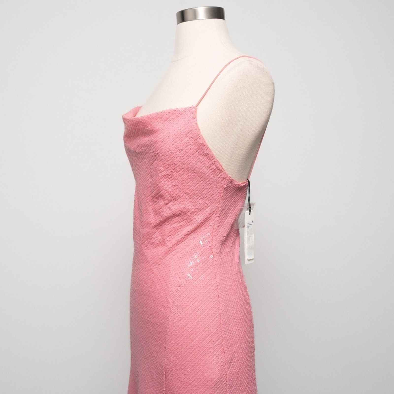 Alice + Olivia Alice + Olivia. Harmony sequin midi dress. Size XS / US 0-2 / IT 36-38 - 13 Thumbnail