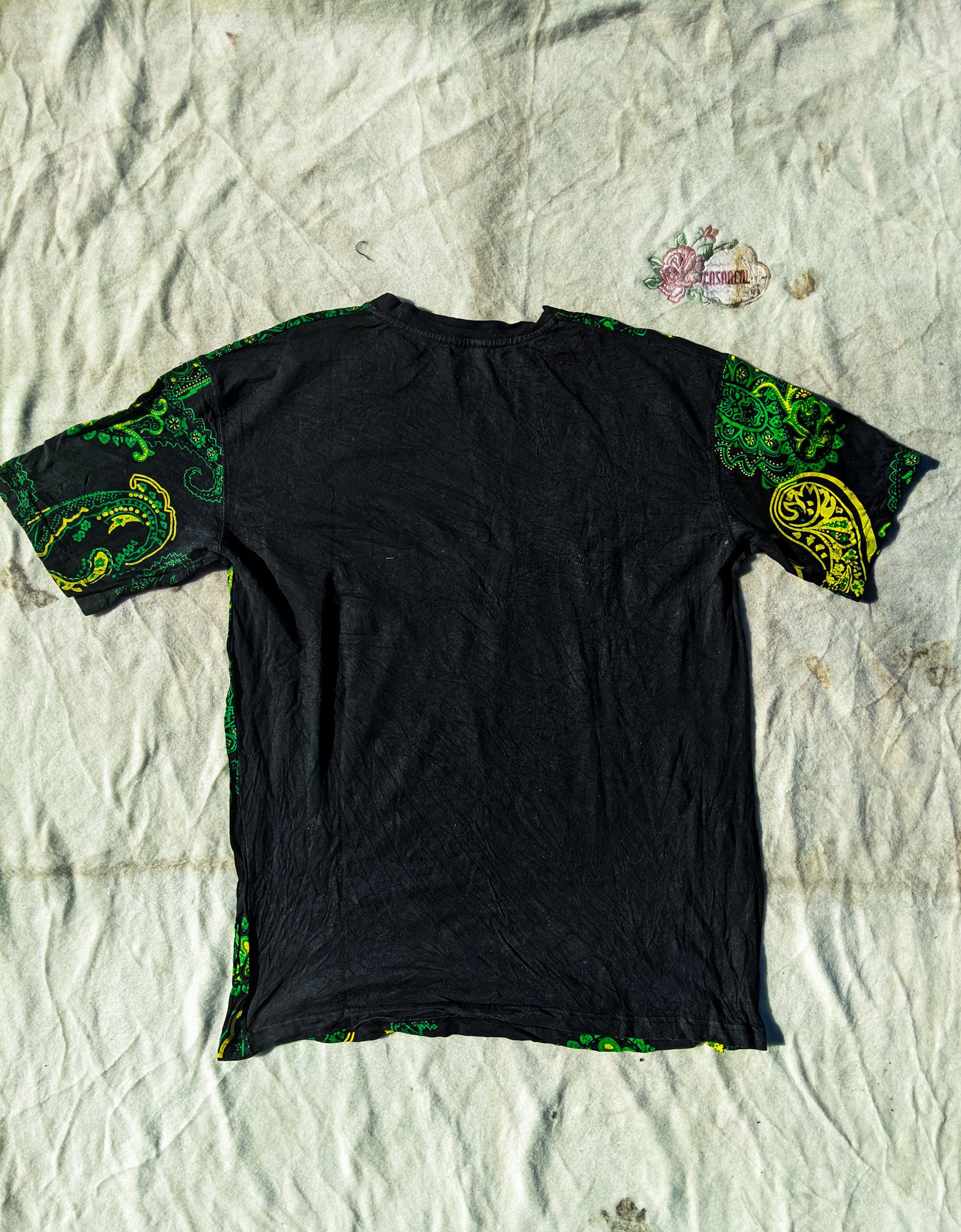 Coogi ❗Steal❗ Coogi Paisley Tee Size US XXL / EU 58 / 5 - 3 Thumbnail