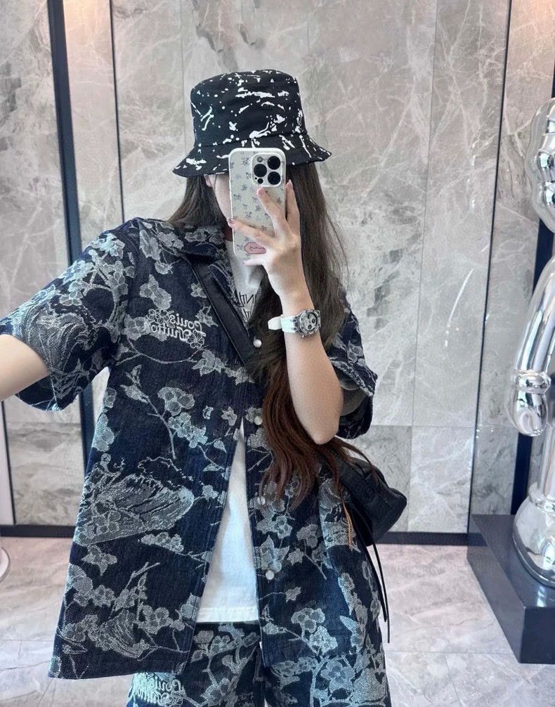 Louis Vuitton Louis Vuitton 24 floral floral print short sleeves 2503-Nex Size US M / EU 48-50 / 2 - 7 Thumbnail