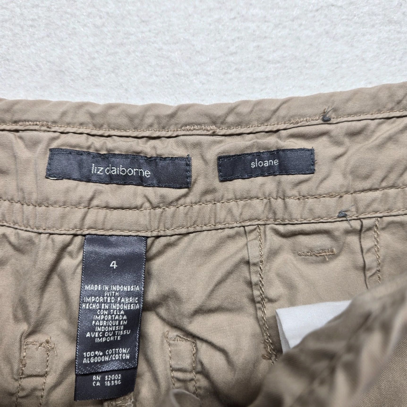 Liz Claiborne Liz Claiborne Cargo Shorts Women's Size 4 Brown Solid Activewear Casual Travel Size 27" / US 4 / IT 40 - 2 Thumbnail