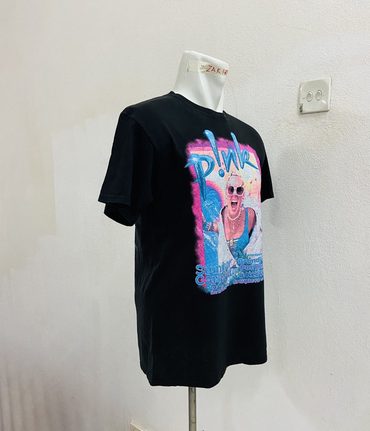Band Tees PINK SUMMER CARNIVAL 2023 Size US M / EU 48-50 / 2 - 4 Thumbnail