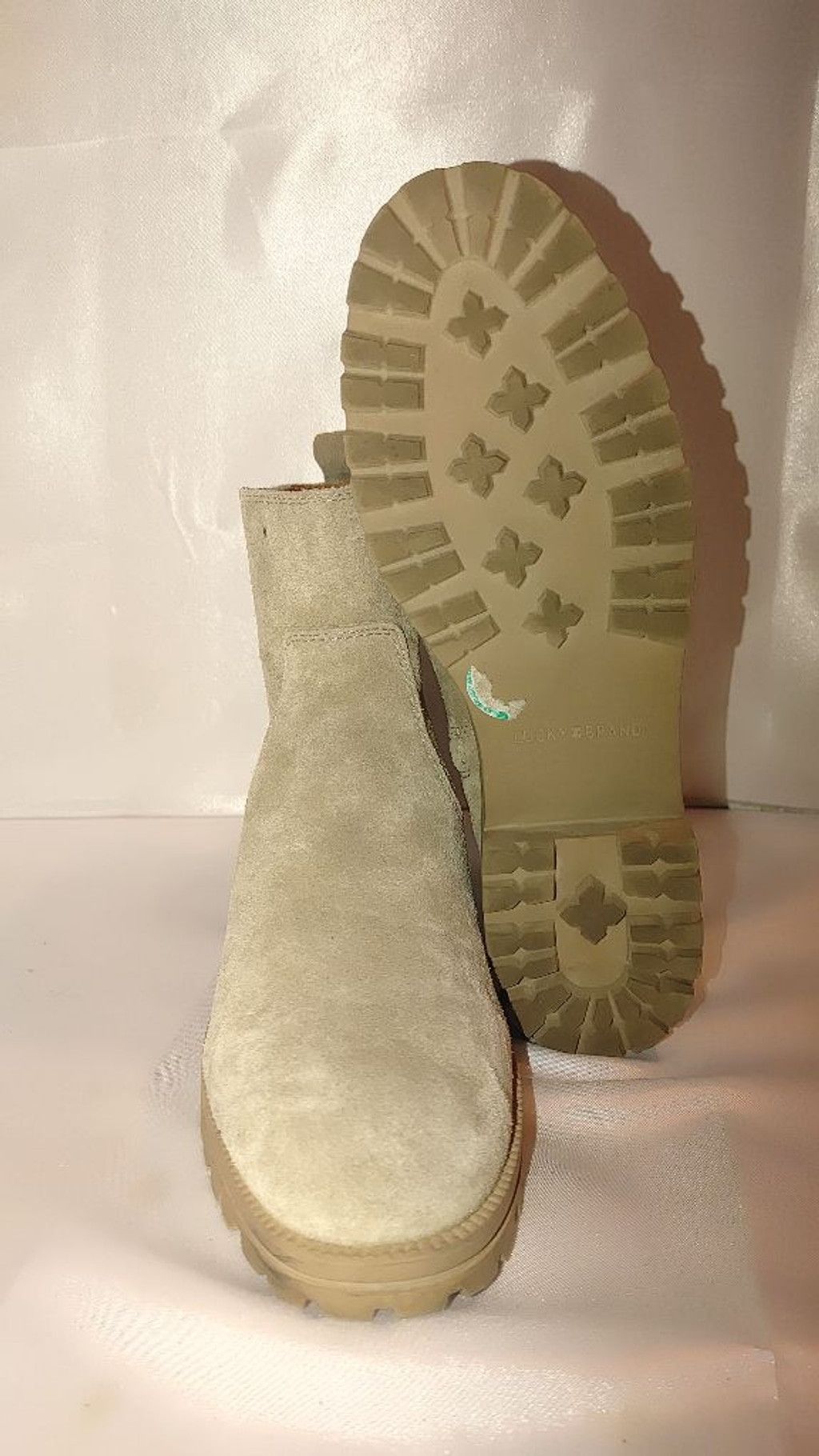 Lucky Brand Lucky Brand Hazyl Fossilized Suede Boots Size 8M NWOT Size US 8 / IT 38 - 8 Thumbnail