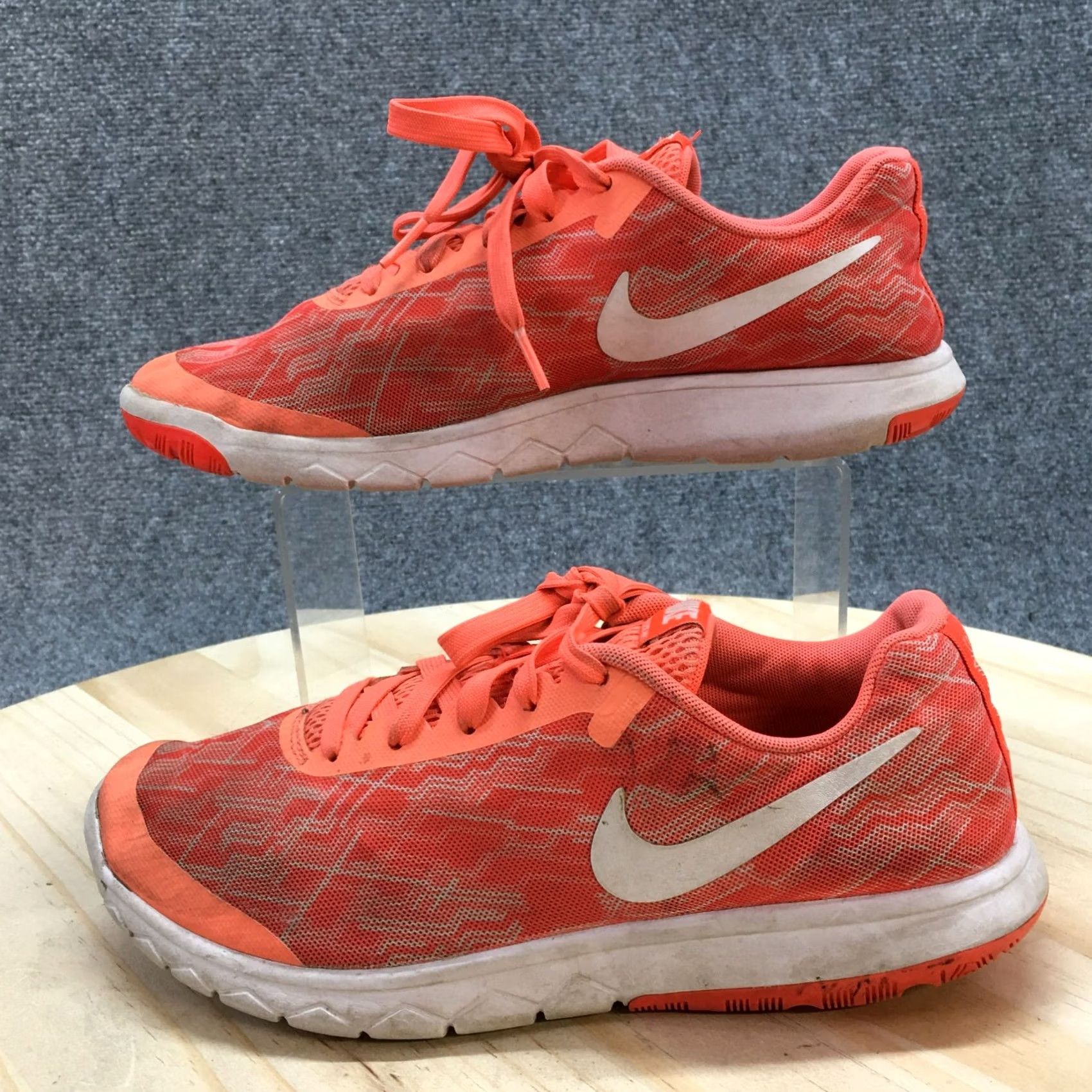 Nike Nike Flex Experience RN Running Sneaker Orange Low Top Womens 8 844673-800 Size M / US 6-8 / IT 42-44 - 2 Thumbnail