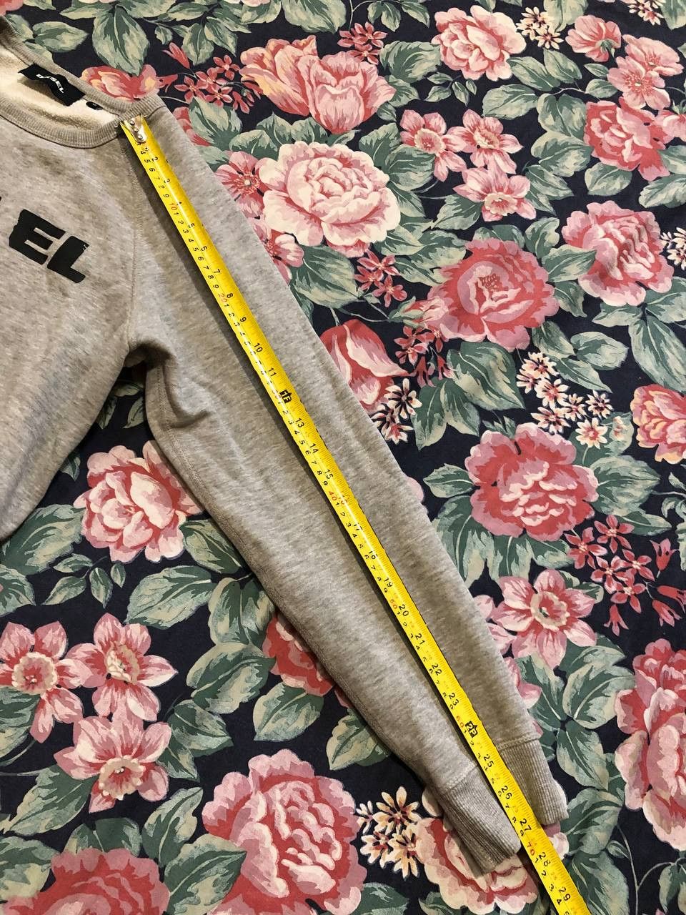 Diesel Vintage gray Sweaters big logo Diesel streetwear size M Size US M / EU 48-50 / 2 - 11 Thumbnail