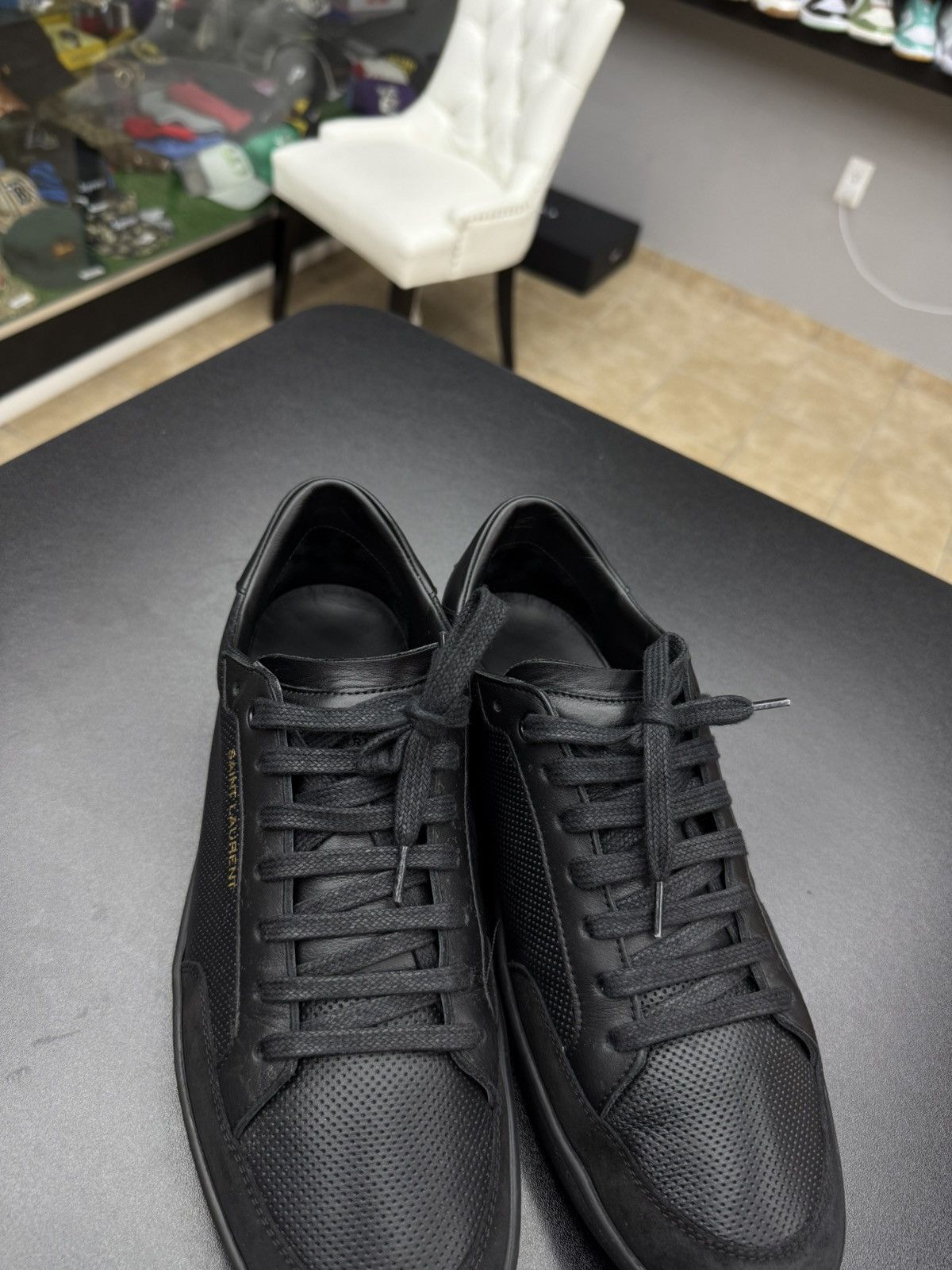 Saint Laurent Paris Saint Laurent Court Classic SL 10 Low Perforated Black 10 US Size US 10 / EU 43 - 7 Thumbnail