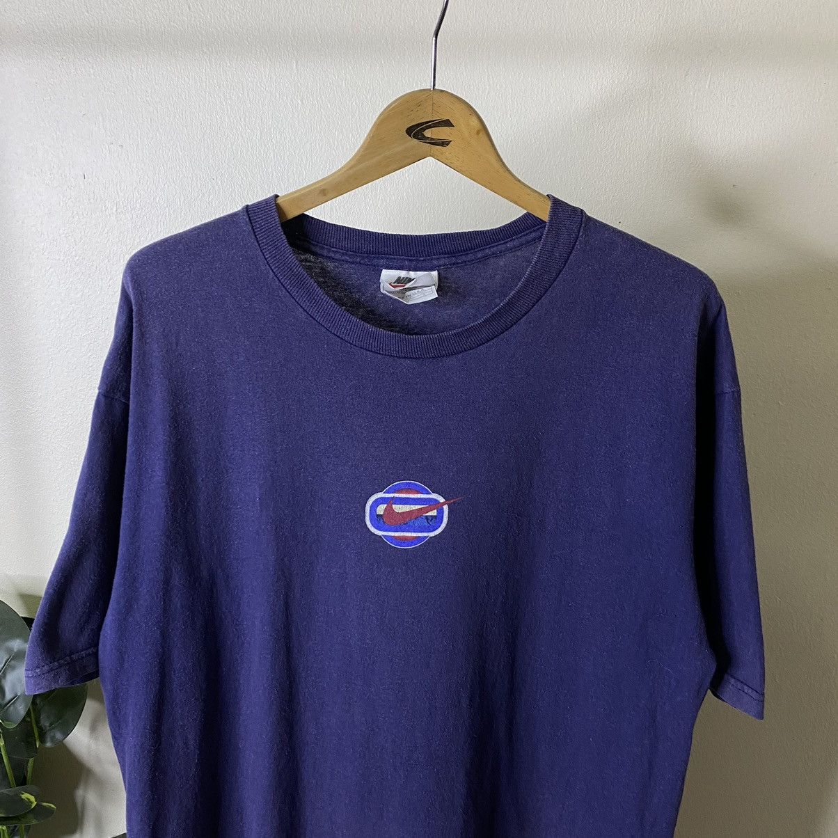 Nike Vintage 1990s Nike Nice Design Tee Size US L / EU 52-54 / 3 - 7 Thumbnail
