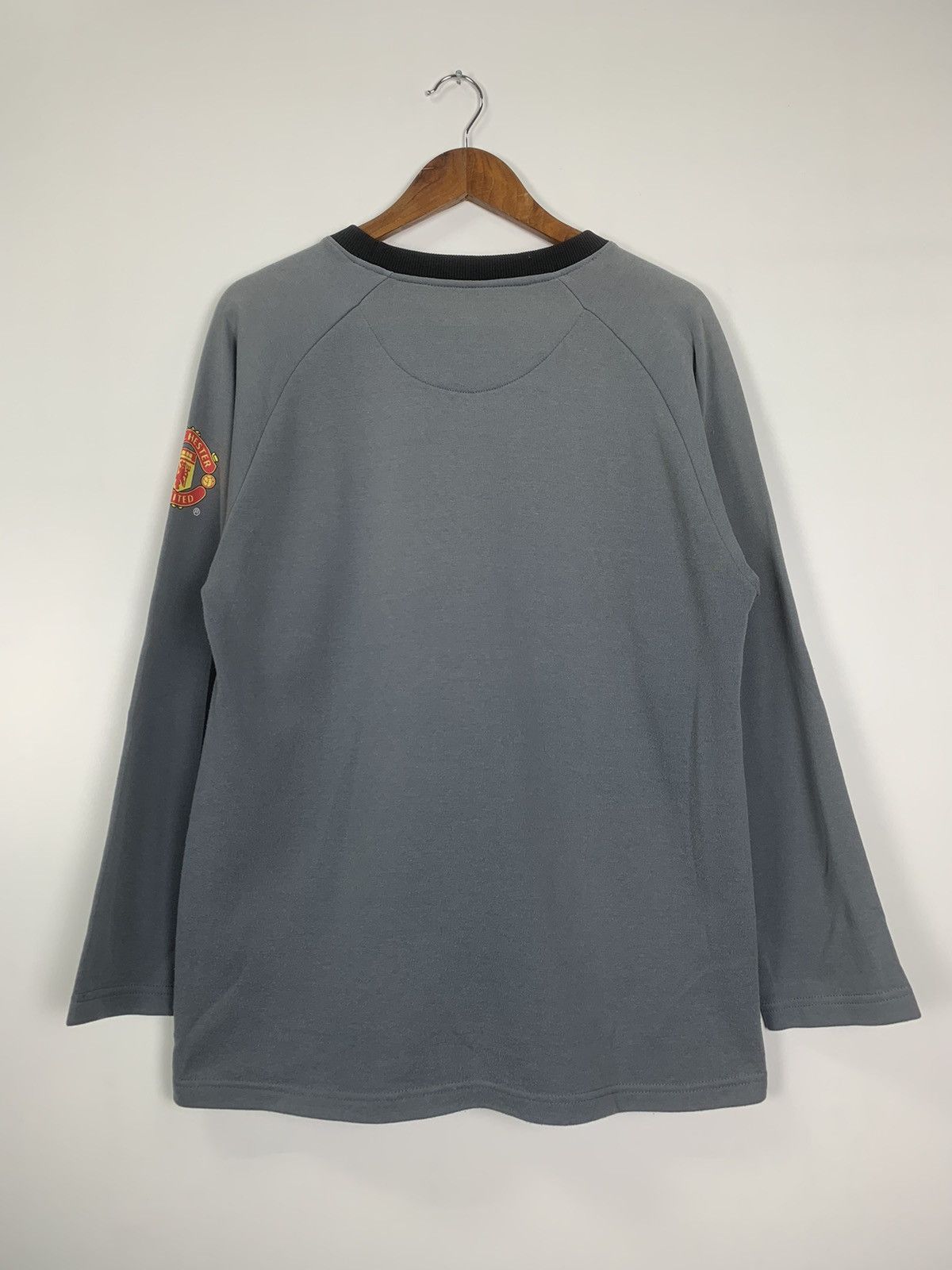 Other Manchester United Shirt Size US M / EU 48-50 / 2 - 7 Thumbnail