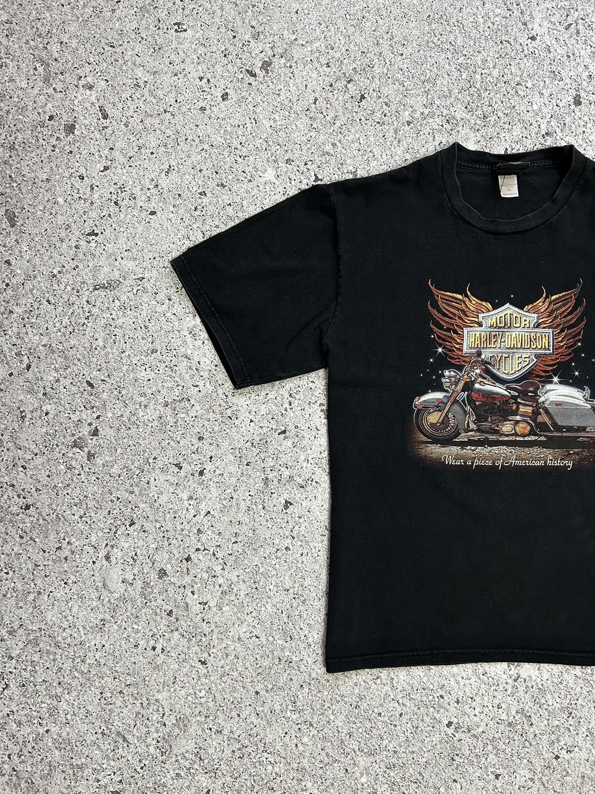 Band Tees × Harley Davidson × Vintage Vintage Harley Davidson Wear a Piece of American History Tee Size US XL / EU 56 / 4 - 7 Thumbnail