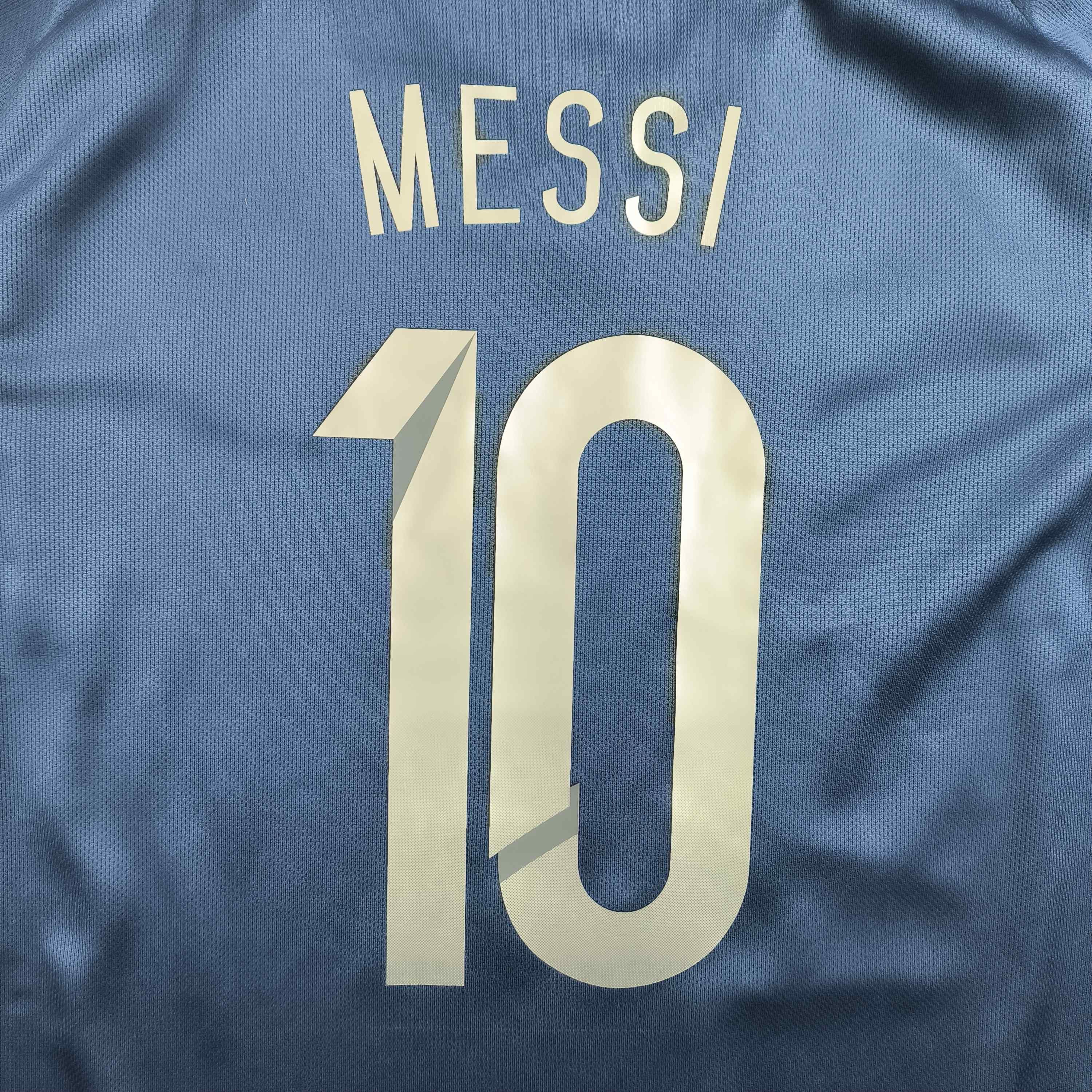 Adidas Argentina 2015-17 Adidas away Messi football jersey size L Size US L / EU 52-54 / 3 - 8 Thumbnail