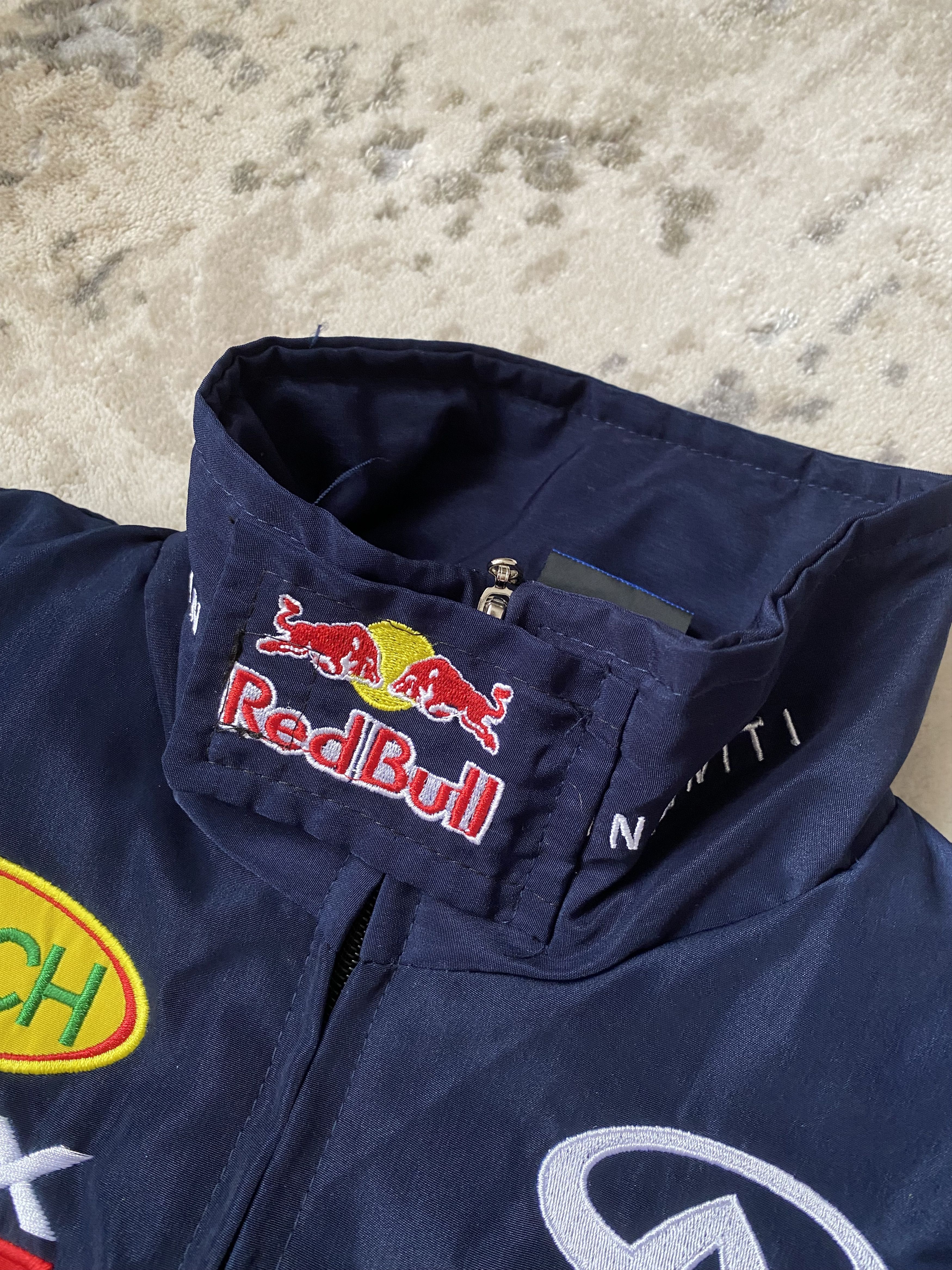 Formula 1 Vintage Red Bull Racing Team Formula One Racing Jacket Size US L / EU 52-54 / 3 - 11 Thumbnail