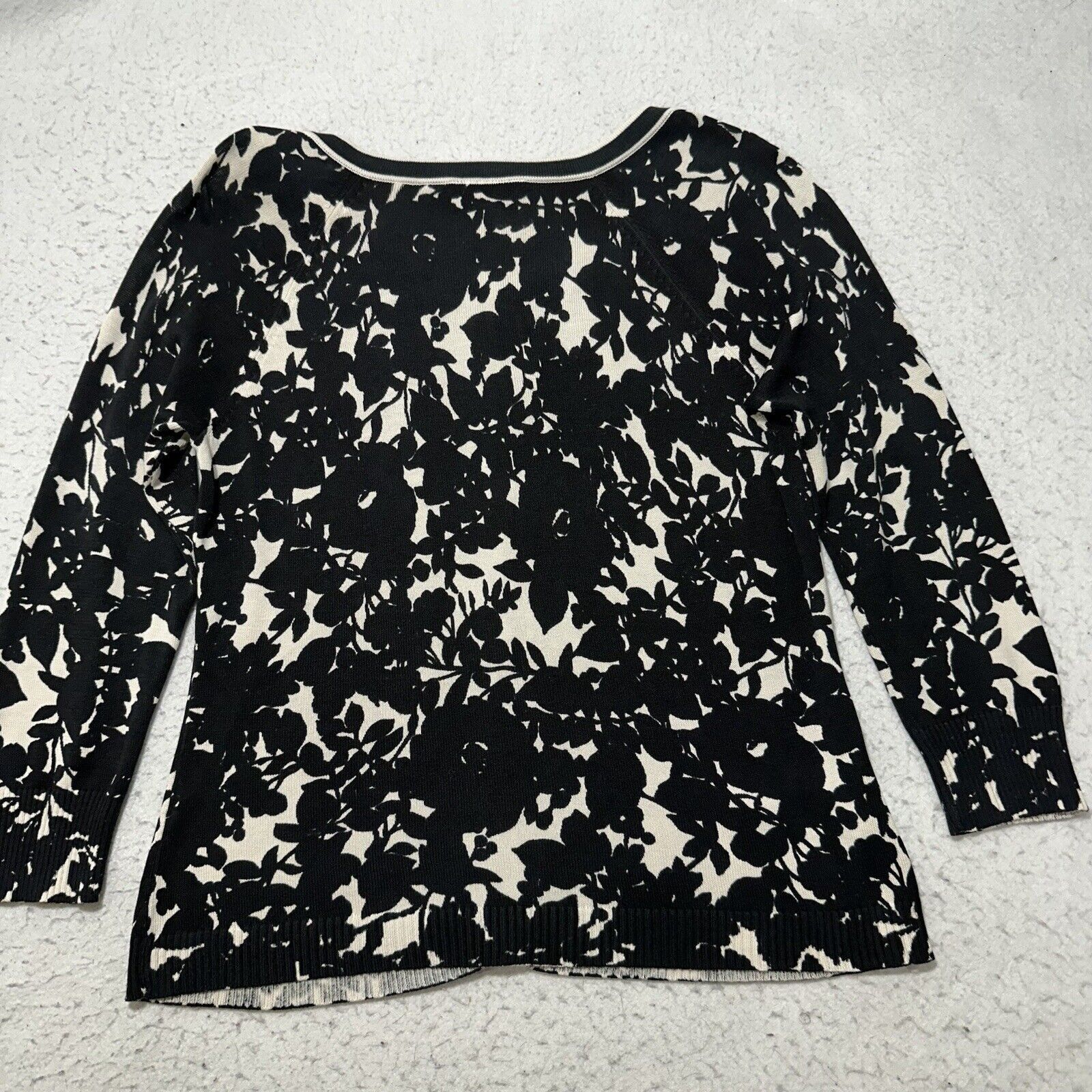 Loft LOFT Small Black Floral Button Front Cardigan Sweater Silk Size S / US 4 / IT 40 - 10 Thumbnail