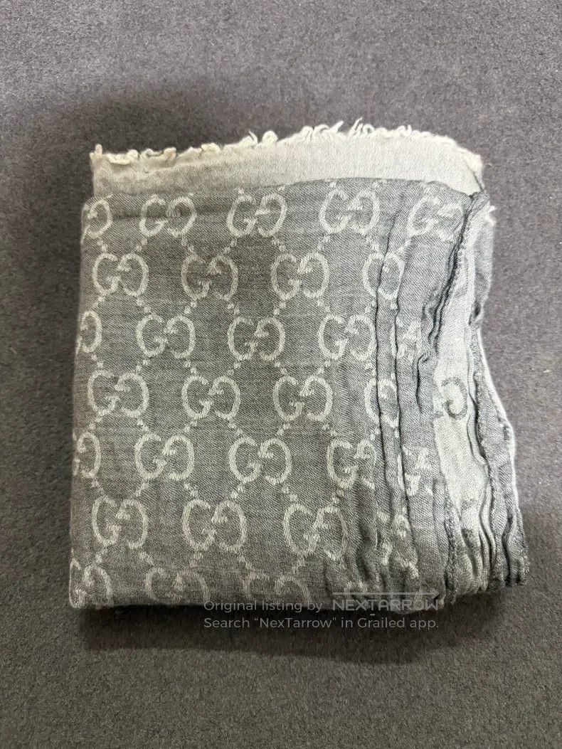 Gucci Gucci Double G Grey Scarf Size ONE SIZE - 1 Thumbnail