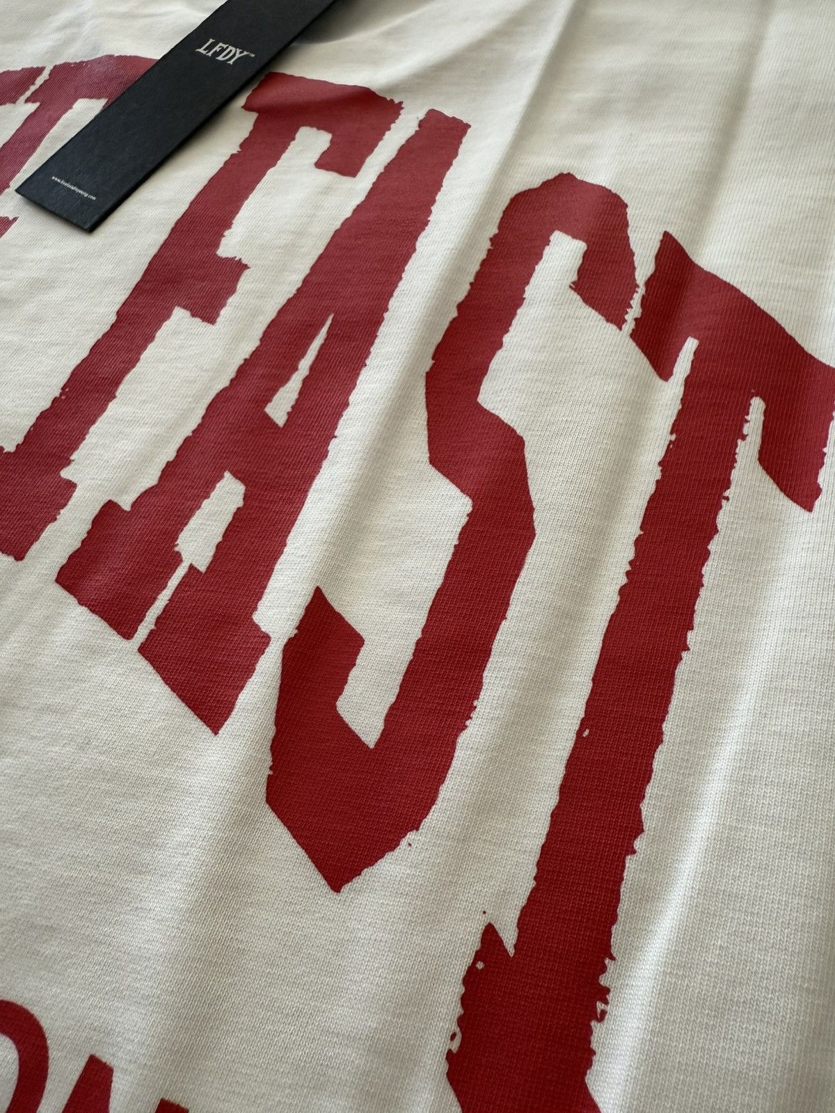 LFDY LFDY LiveFast United Kingdom Soho London Red Tshirt Size US L / EU 52-54 / 3 - 3 Thumbnail