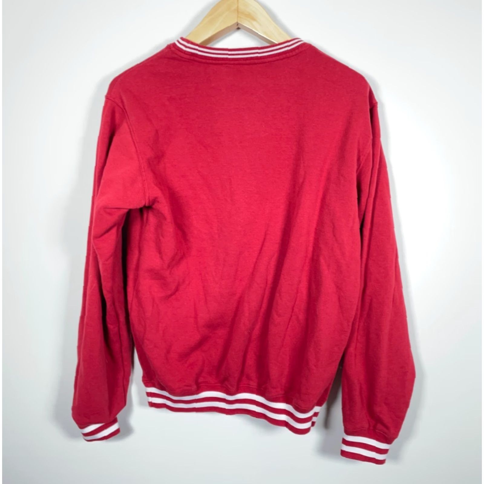 Vintage Harvard Sweatshirt Men's Medium Red Crewneck College University Seal Graphic Print Pullover Size US M / EU 48-50 / 2 - 2 Thumbnail