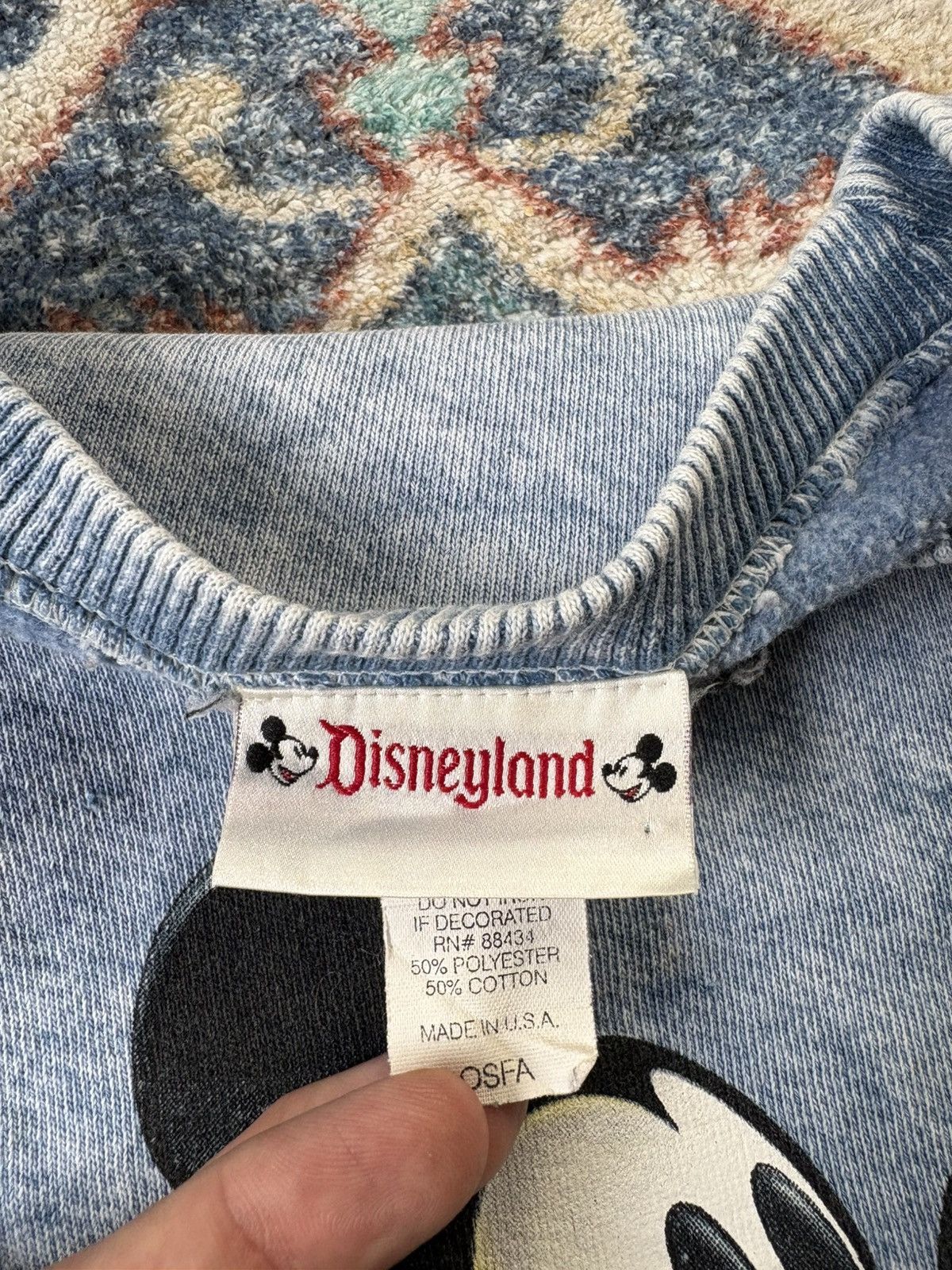 Disney Vintage Disneyland Mickey Mouse Acid Wash Crewneck Size XL Size US XL / EU 56 / 4 - 3 Thumbnail
