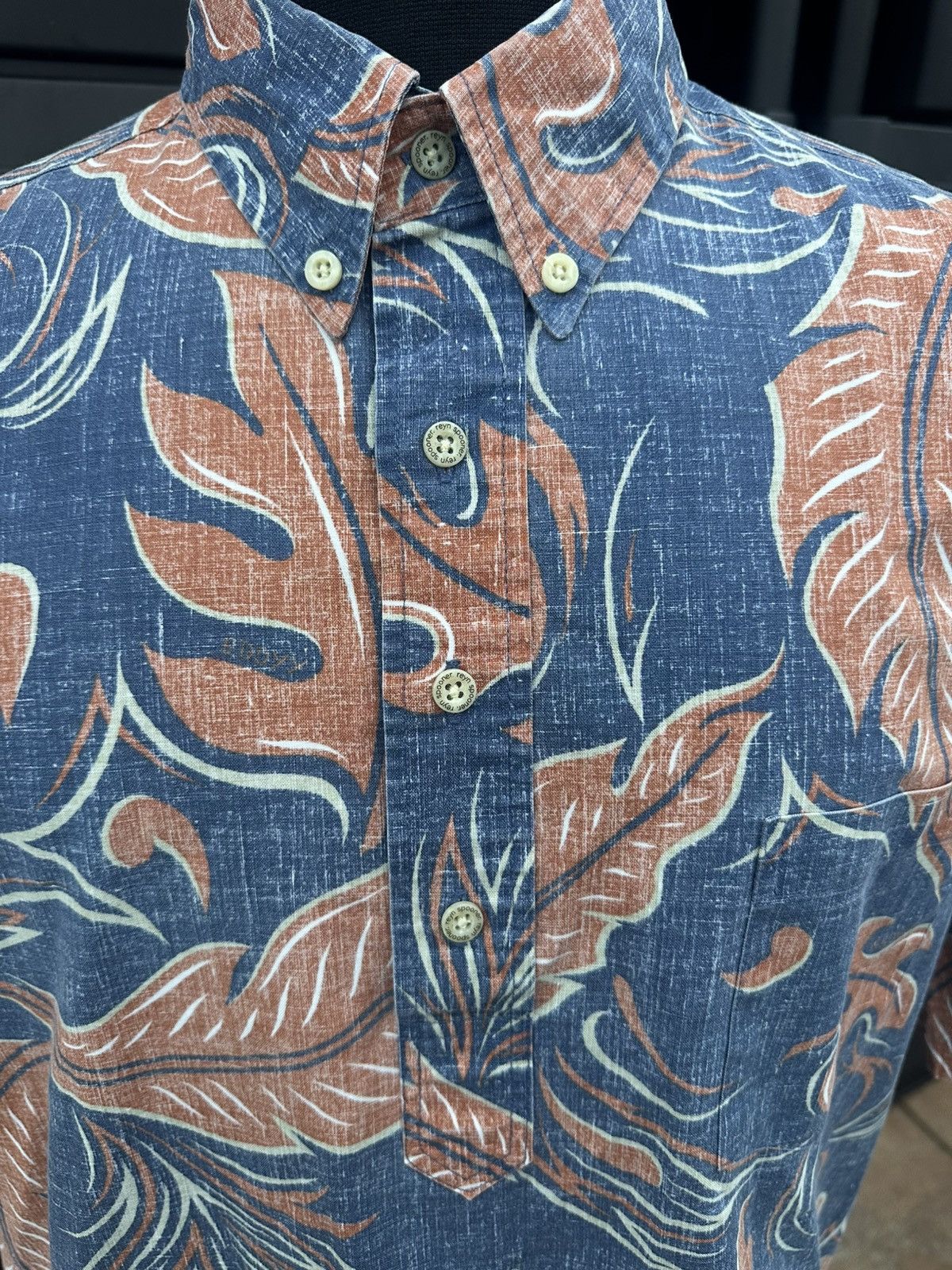 Reyn Spooner PreOwned Reyn Spooner Blue/Orange Hawaiian Print Men's L Size US L / EU 52-54 / 3 - 3 Thumbnail