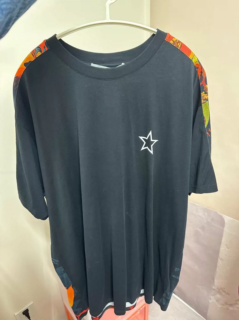 Givenchy Givenchy Classic Short-Sleeve T-Shirt Size US L / EU 52-54 / 3 - 1 Thumbnail