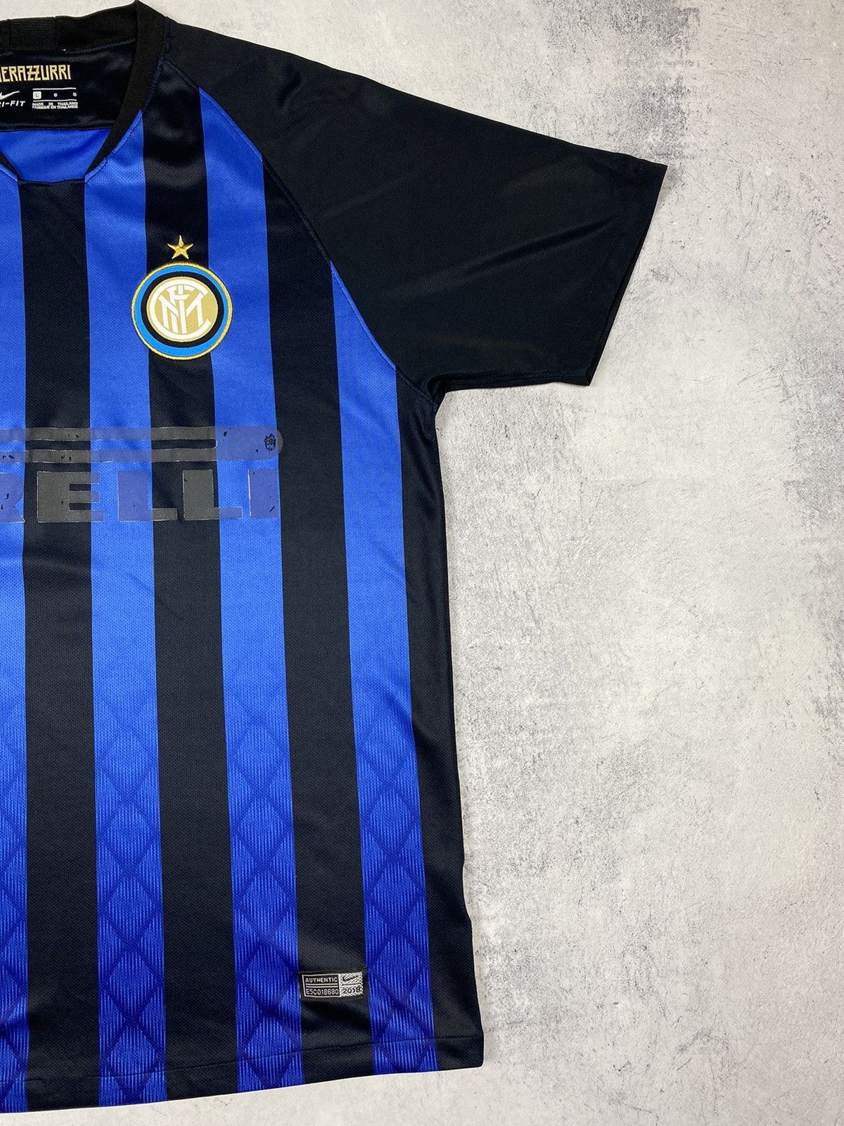 Nike Vintage Nike Inter Milan soccer jersey size L Size US L / EU 52-54 / 3 - 5 Thumbnail