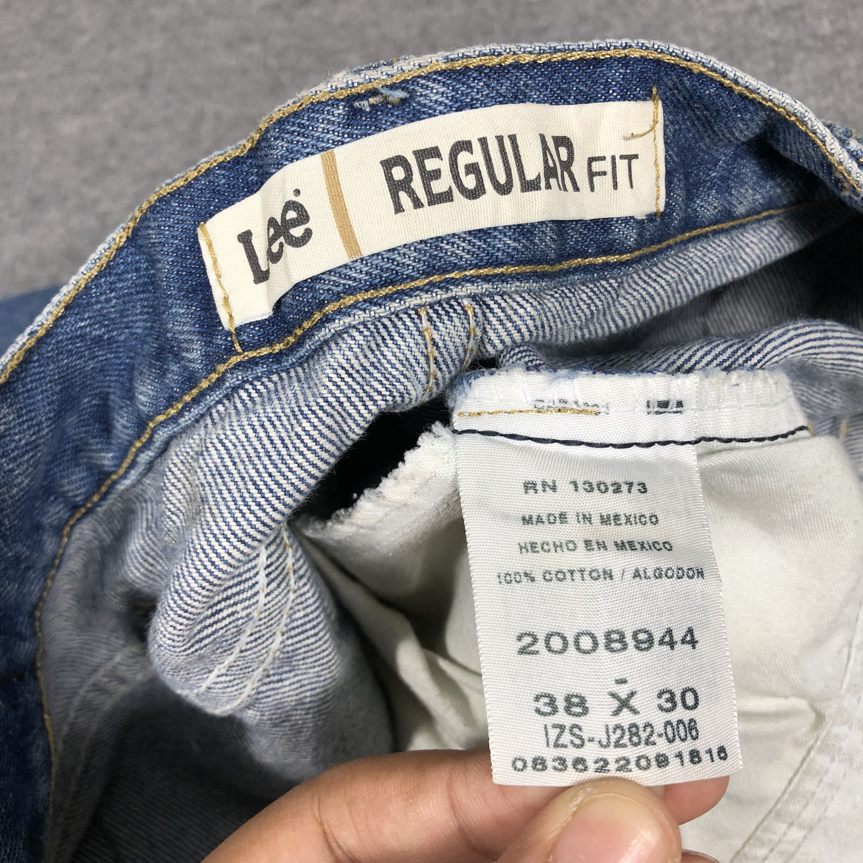 Lee × Vintage Vintage Lee Regular Fit Jeans L1048 Size US 39 - 8 Thumbnail