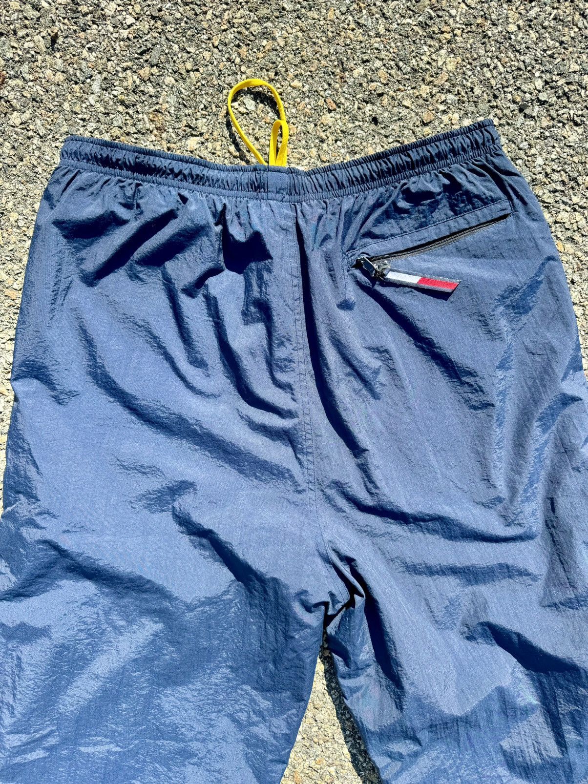 Tommy Hilfiger × Vintage Vintage Tommy Hilfiger 90’s Hip Hop Track Pants Size US 32 / EU 48 - 10 Thumbnail