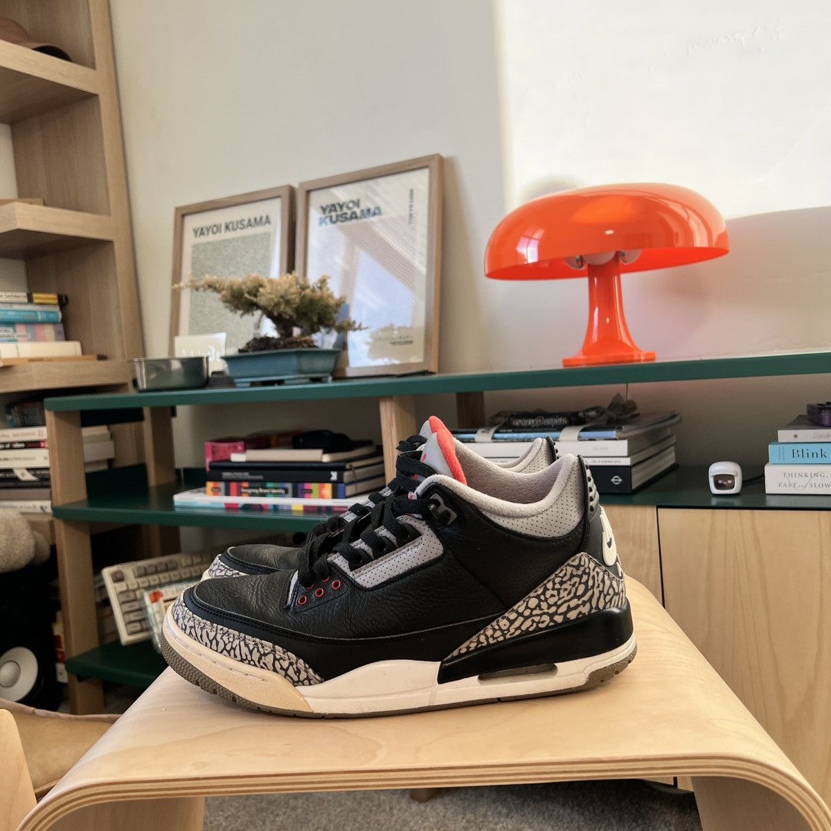 Jordan Brand Air Jordan 3 Black Cement Size US 10 / EU 43 - 4 Thumbnail