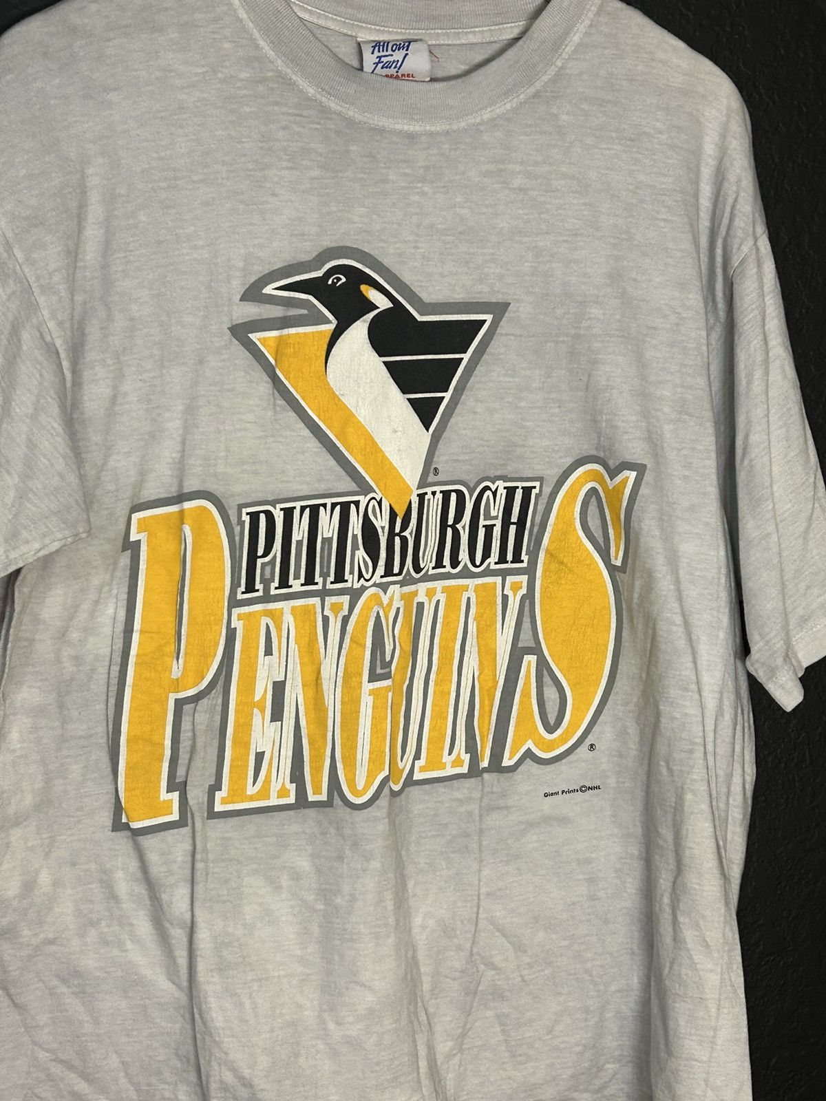 NHL Y2K NHL Pittsburgh Penguins Logo T Shirt Size US M / EU 48-50 / 2 - 2 Thumbnail