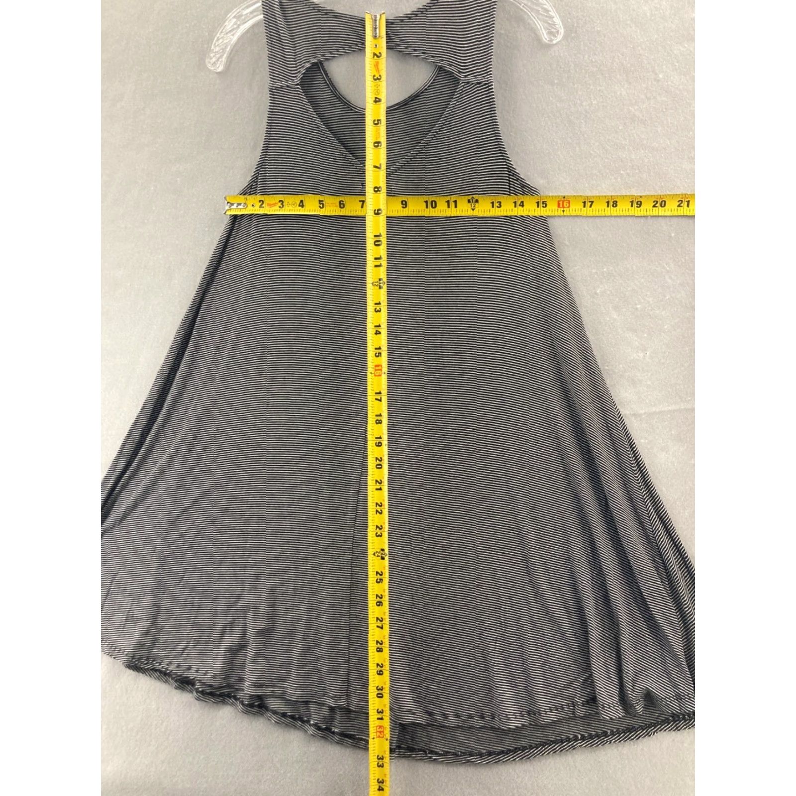 American Eagle Outfitters A american eagle outfitters dress womens XXS black & white striped open back Size XXS / US 00 / IT 34 - 6 Thumbnail