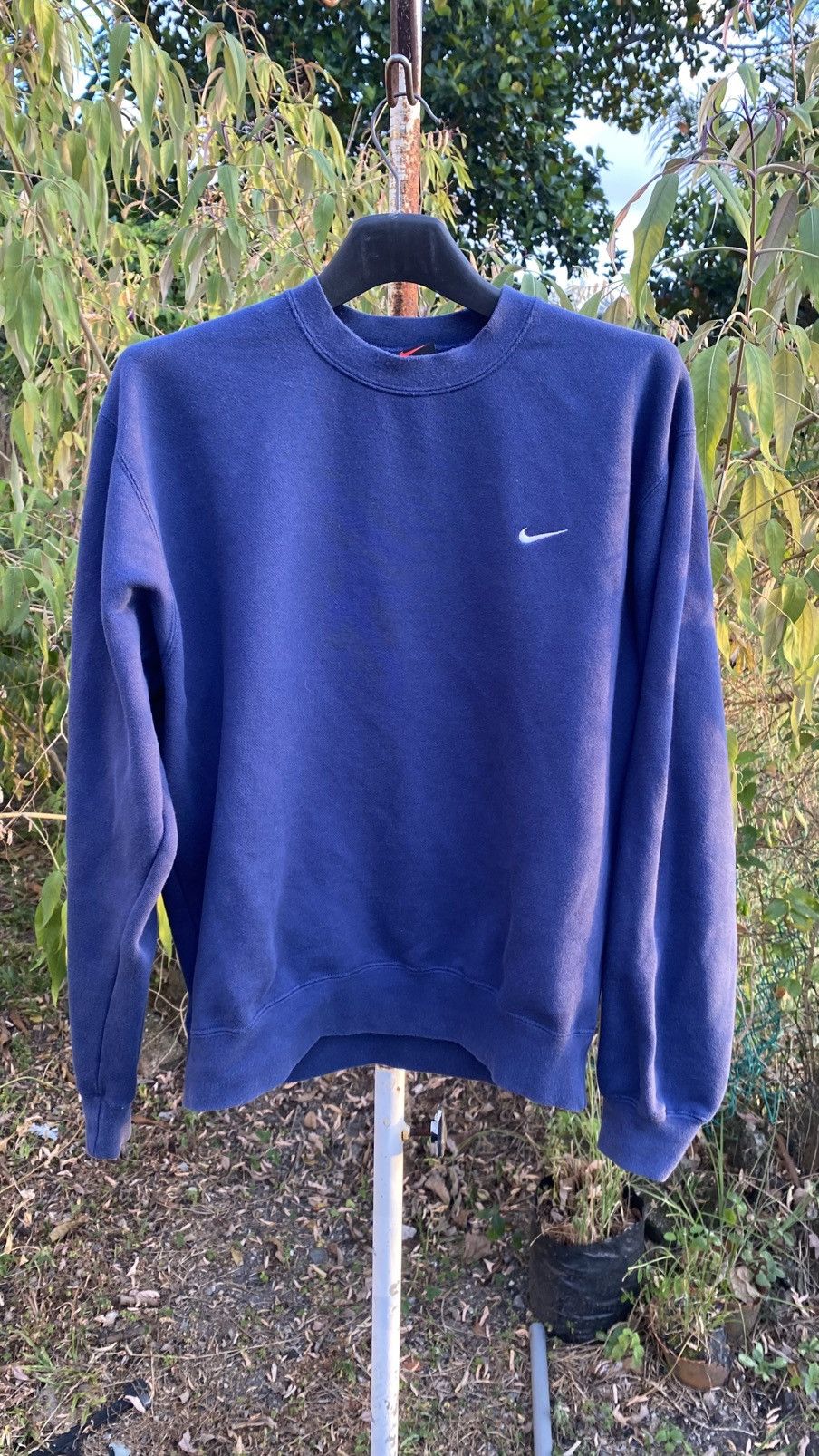 Nike vintage Nike crewneck sweatshirt mini swoosh logo Size US M / EU 48-50 / 2 - 1 Thumbnail