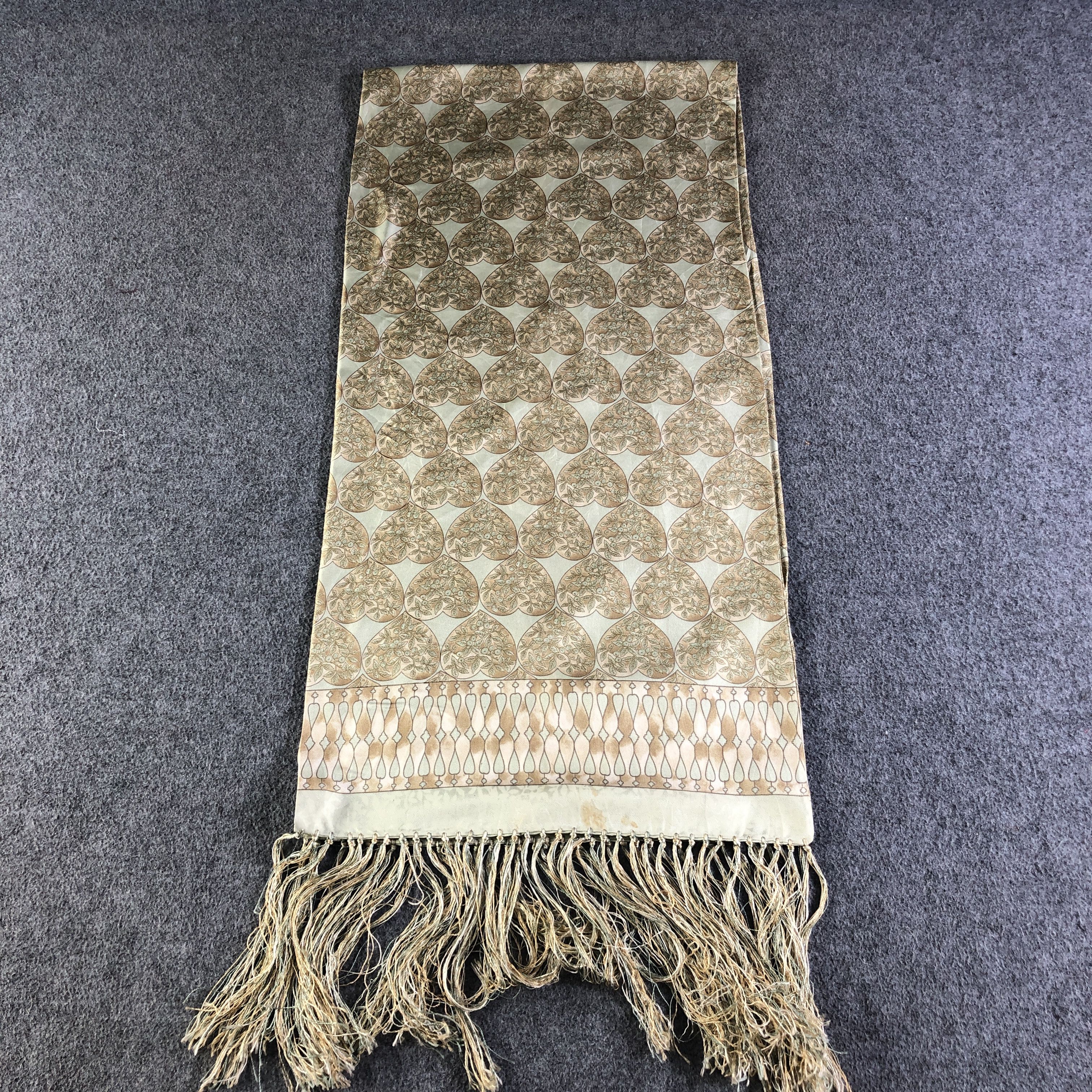 Vintage Luxury Loves Silk Scarf Muffler Neckwear Stole V2610 Size ONE SIZE - 2 Thumbnail