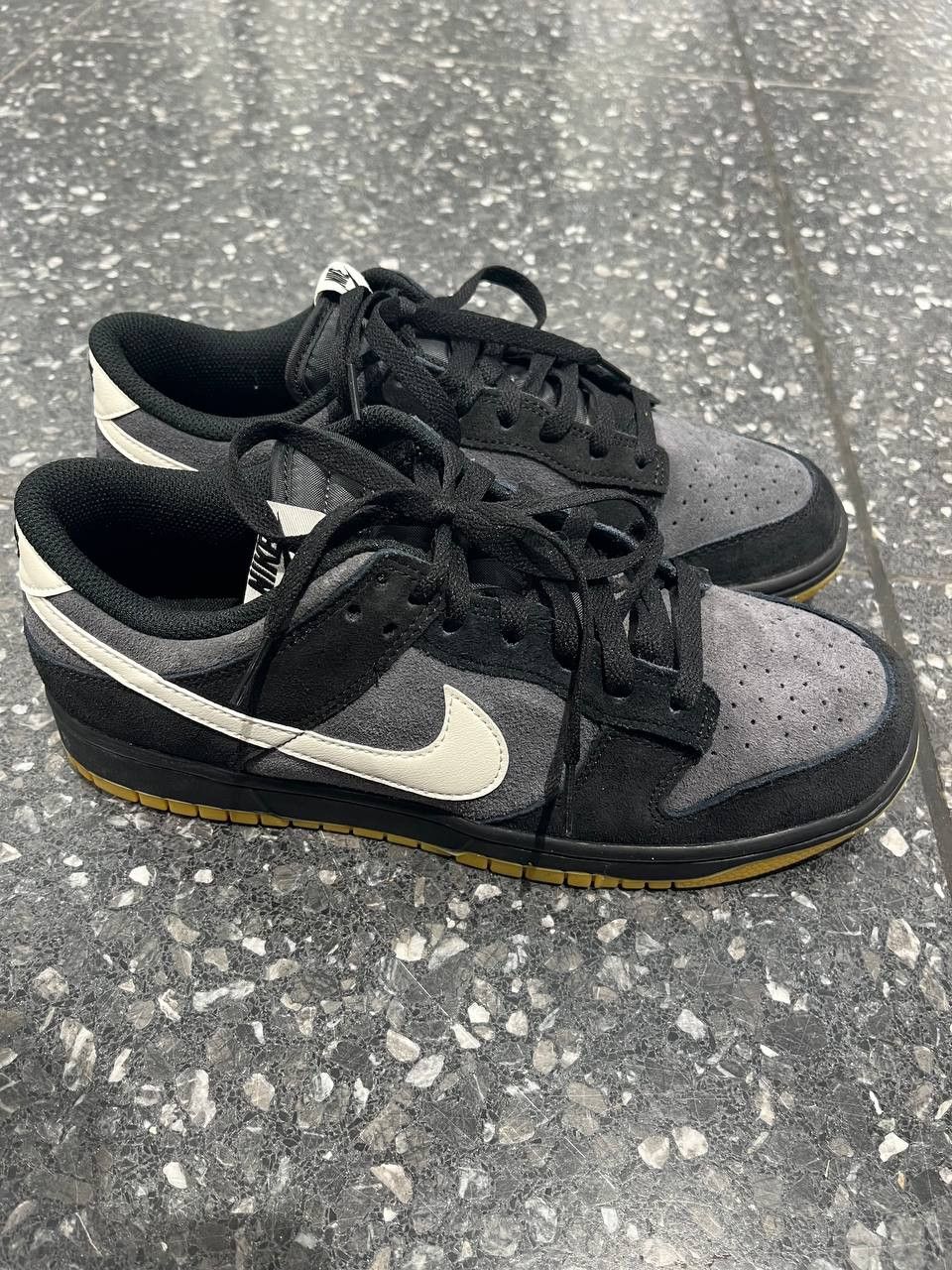 Nike Nike Dunk Low Retro SE Size US 11 / EU 44 - 4 Thumbnail