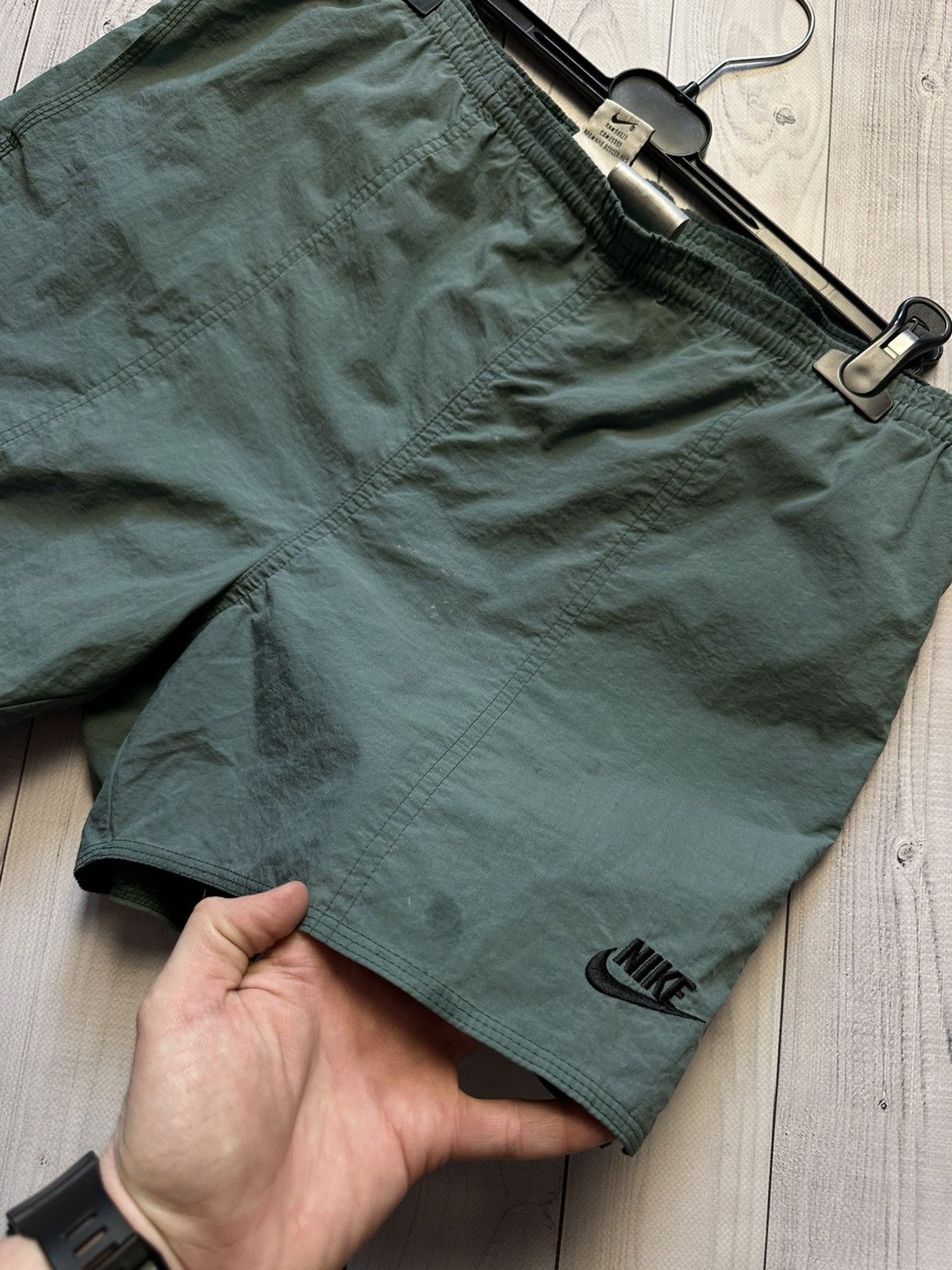 Nike × Vintage Vintage Nike shorts logo size L green Size US 34 / EU 50 - 4 Thumbnail