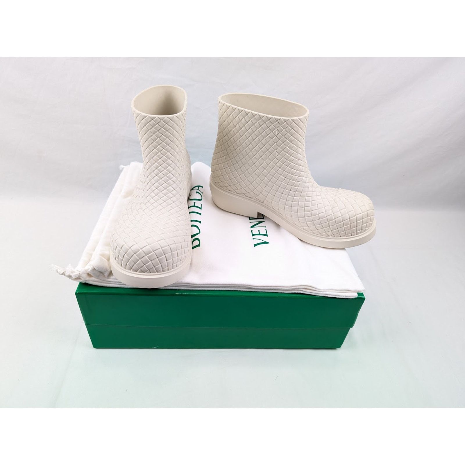 Bottega Veneta o1rshd1 Fireman Ankle Boots Biogum in Sea Salt Size US 11 / EU 44 - 17 Thumbnail