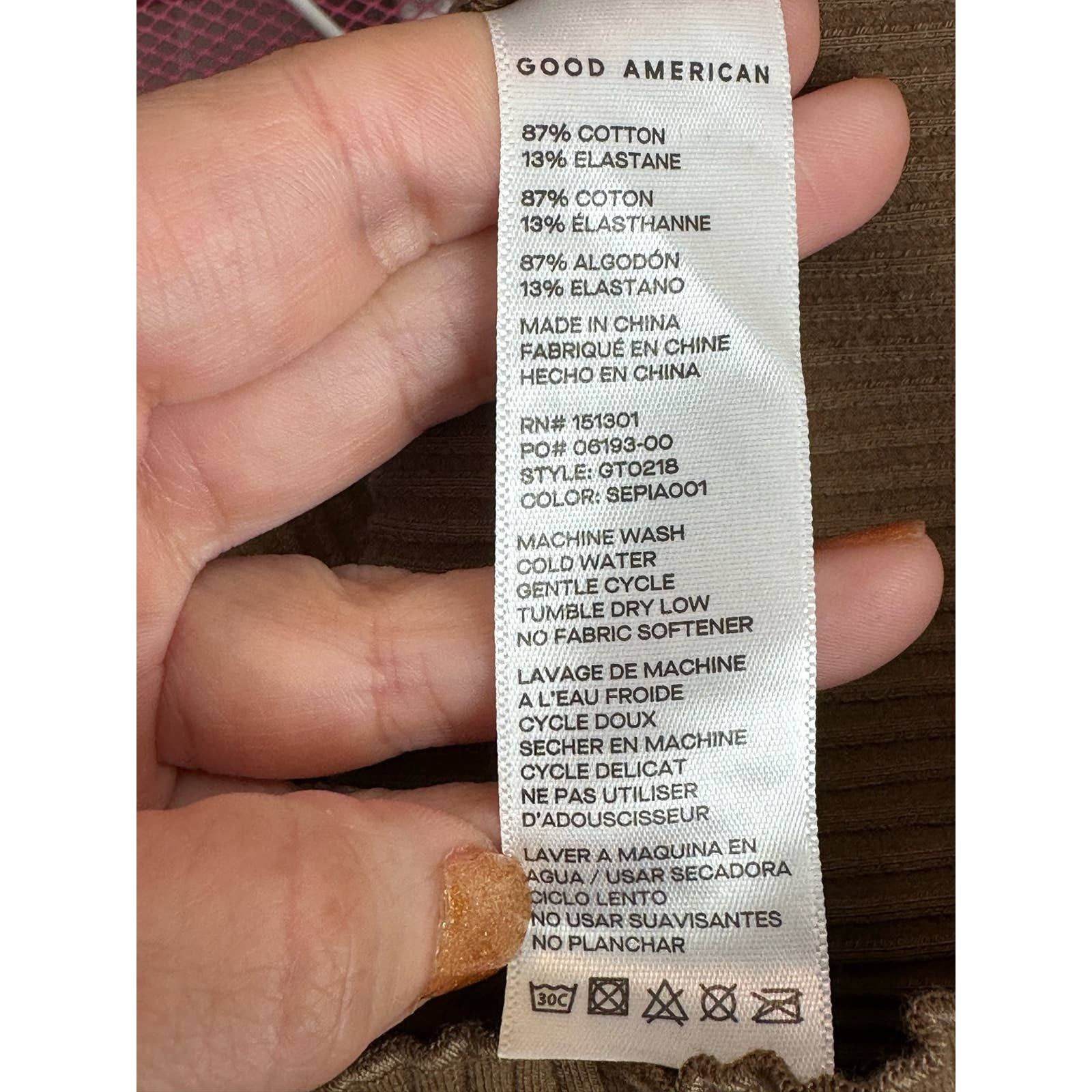 Good American Good American Mock Neck Long Sleeve Fitted Sweater Size M Size M / US 6-8 / IT 42-44 - 4 Thumbnail