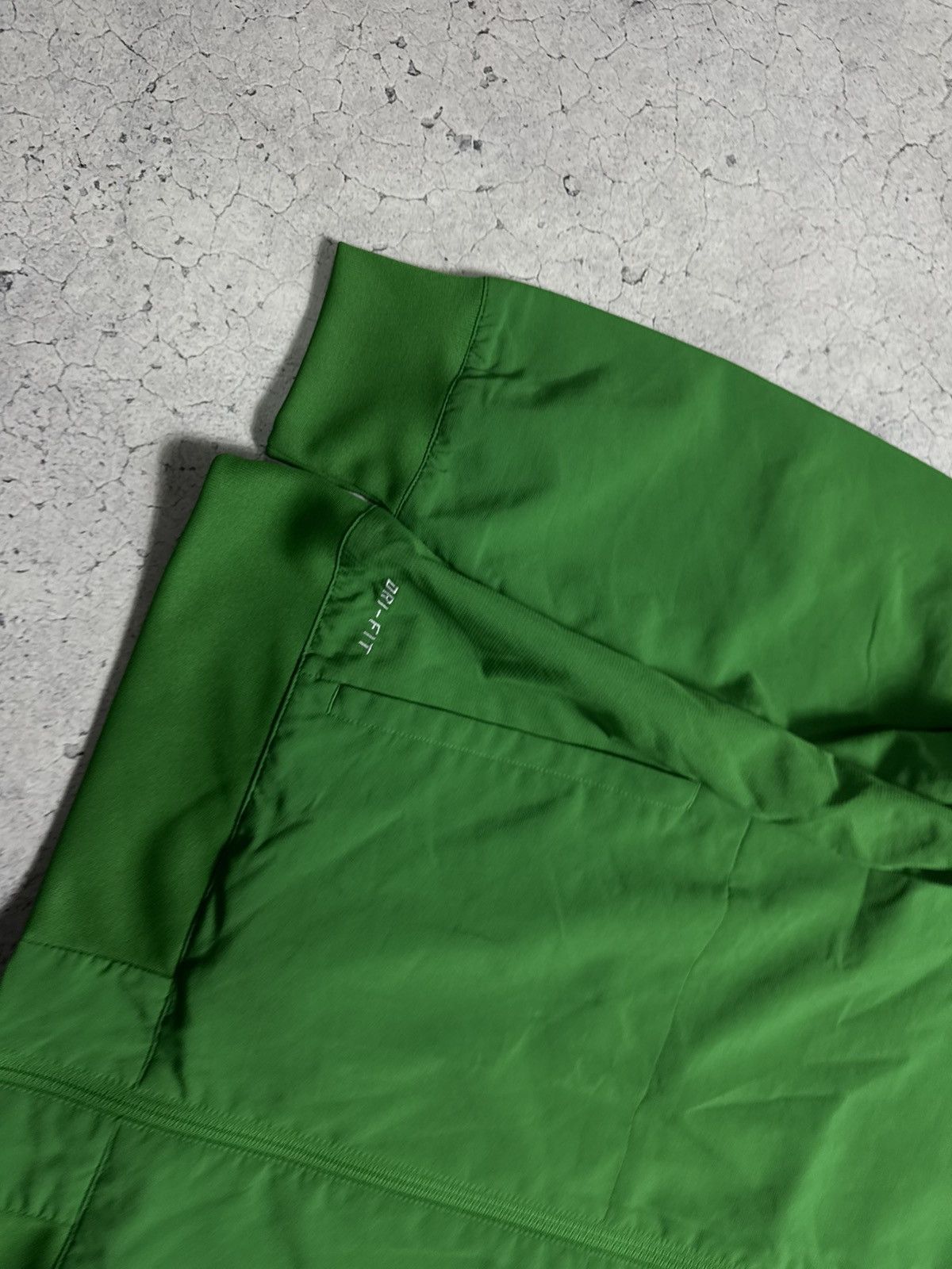 Nike Nike Celtic Vintage Nylon Track Suit Football Jacket & Pants Size US XL / EU 56 / 4 - 3 Thumbnail
