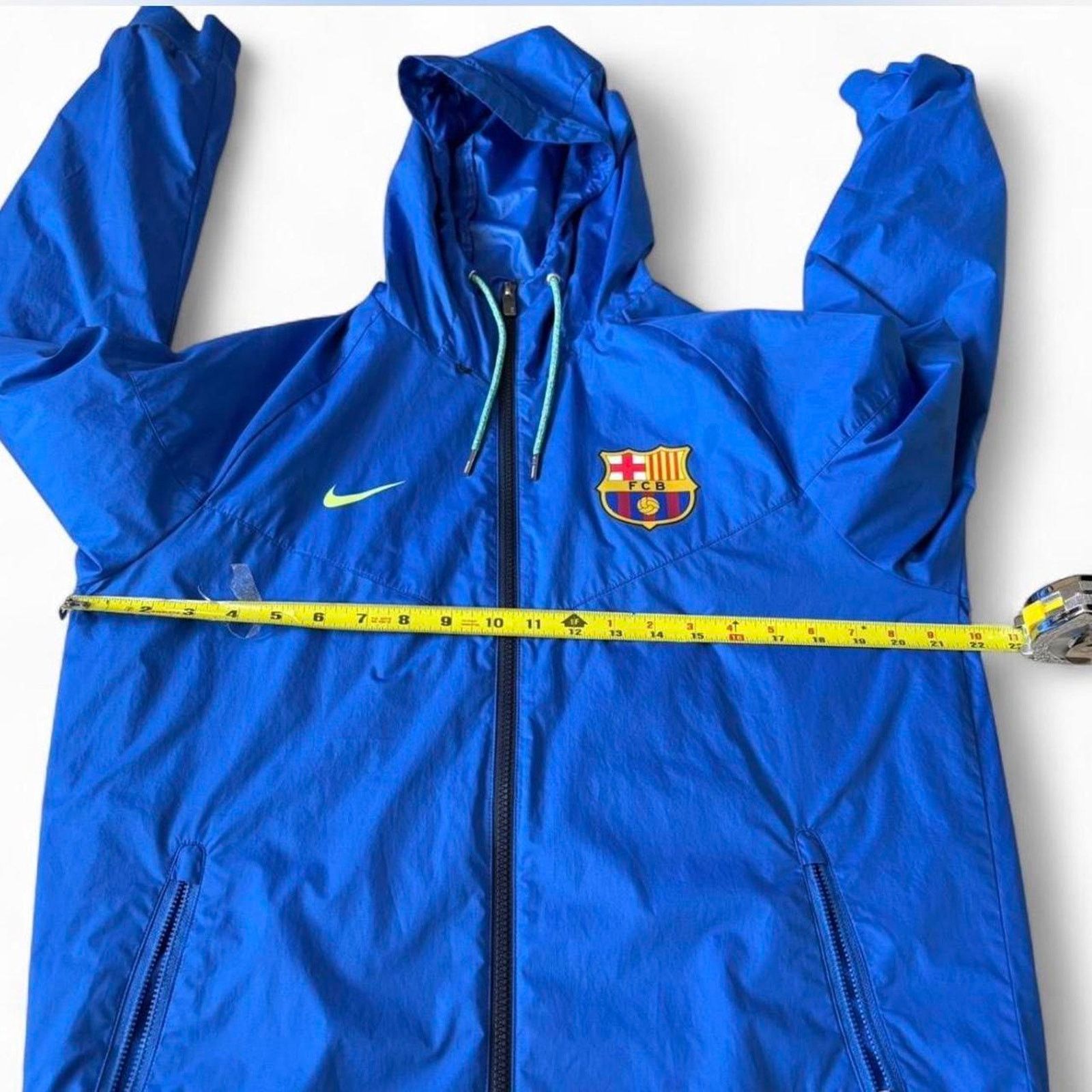 Nike Nike 2013 barcelona fc windbreaker medium Size US M / EU 48-50 / 2 - 4 Thumbnail