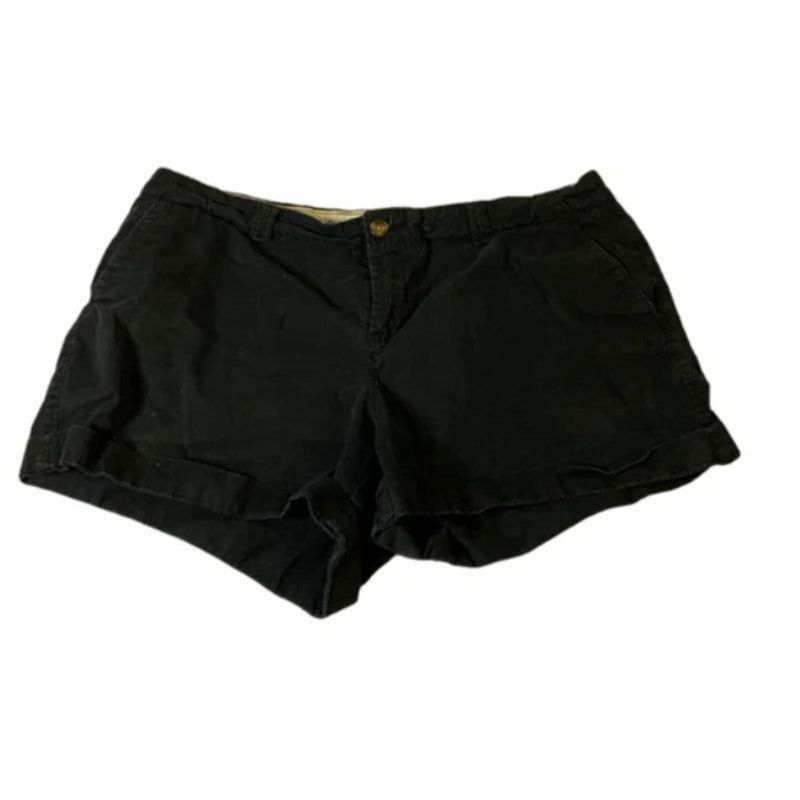 Old Navy Classic Black Casual Shorts Old Navy Women’s Size 18 Size 40" / US 18 - 2 Thumbnail