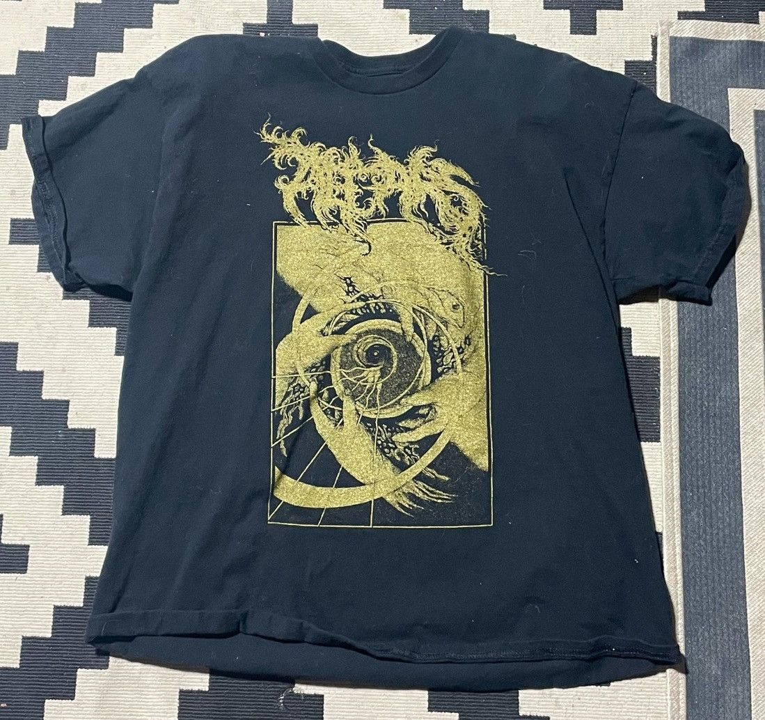 Band Tees Alters band shirt gold never worn Size US XL / EU 56 / 4 - 1 Thumbnail